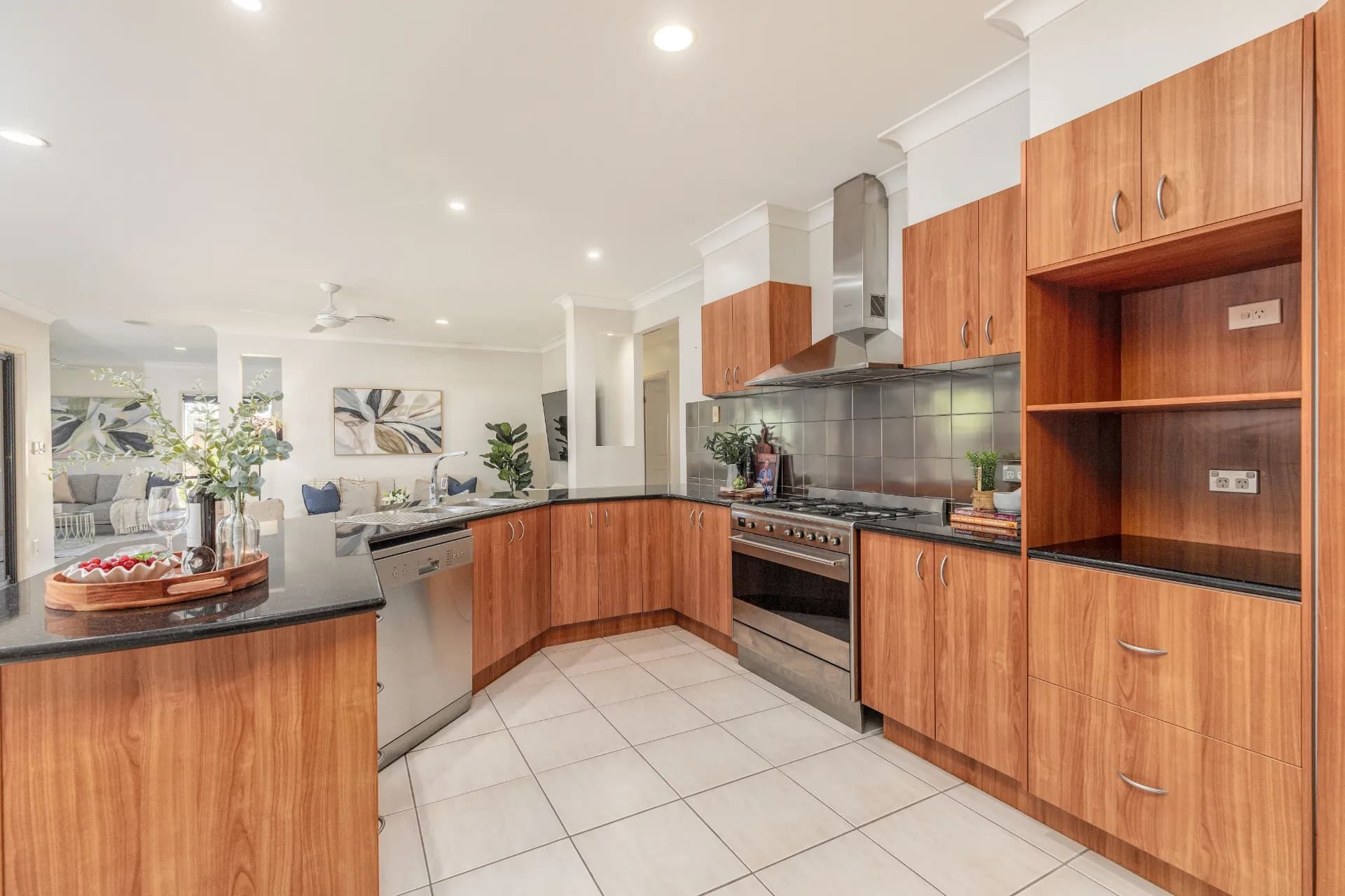 3 Plunkett Court , Burpengary East., Burpengary East - Thumbnail 6