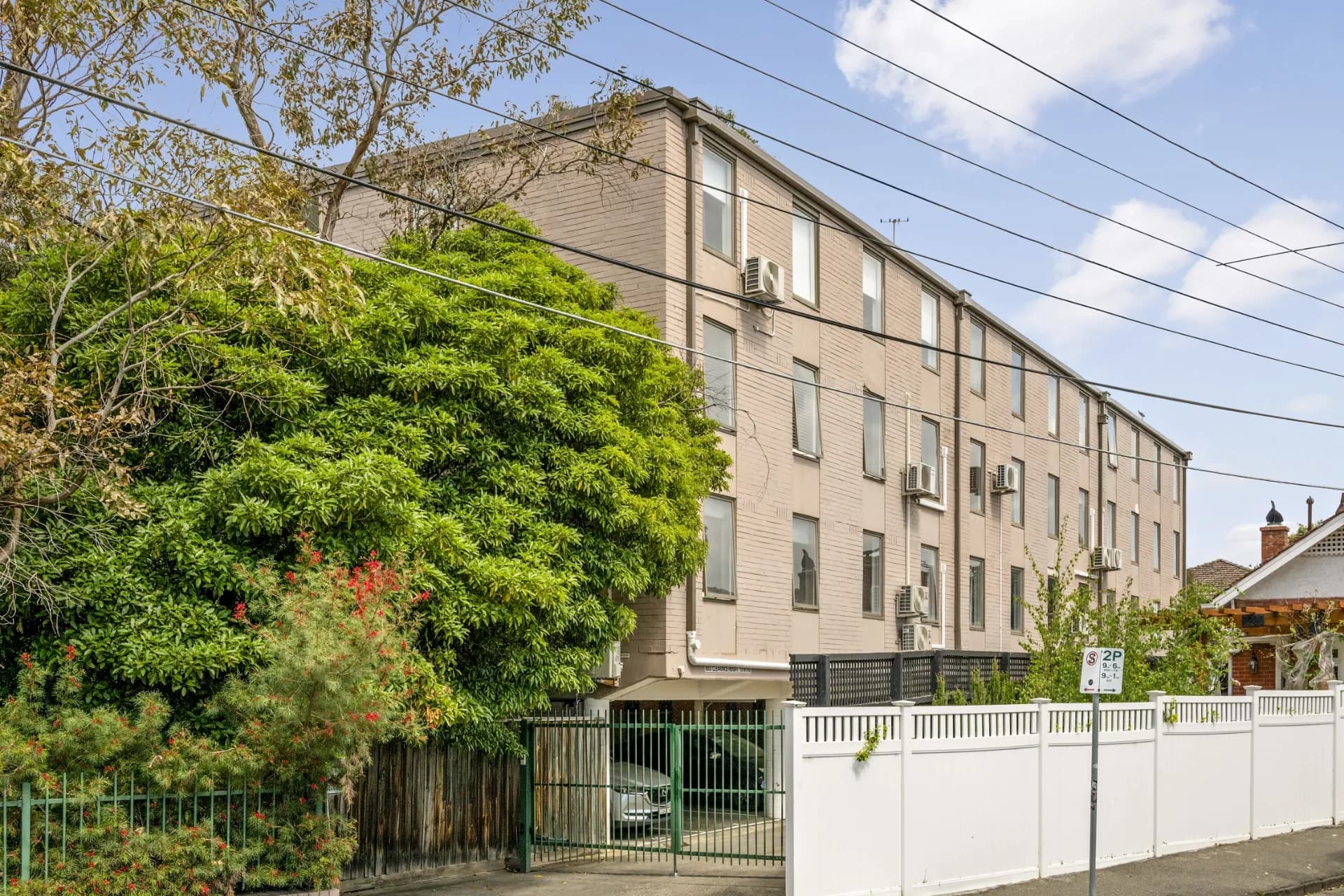 17/9-11 Barnsbury Road, South Yarra - Image 1