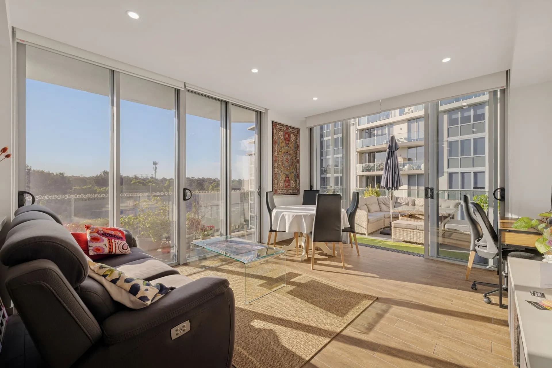 A402/86 Centenary Drive, Strathfield - Thumbnail 2