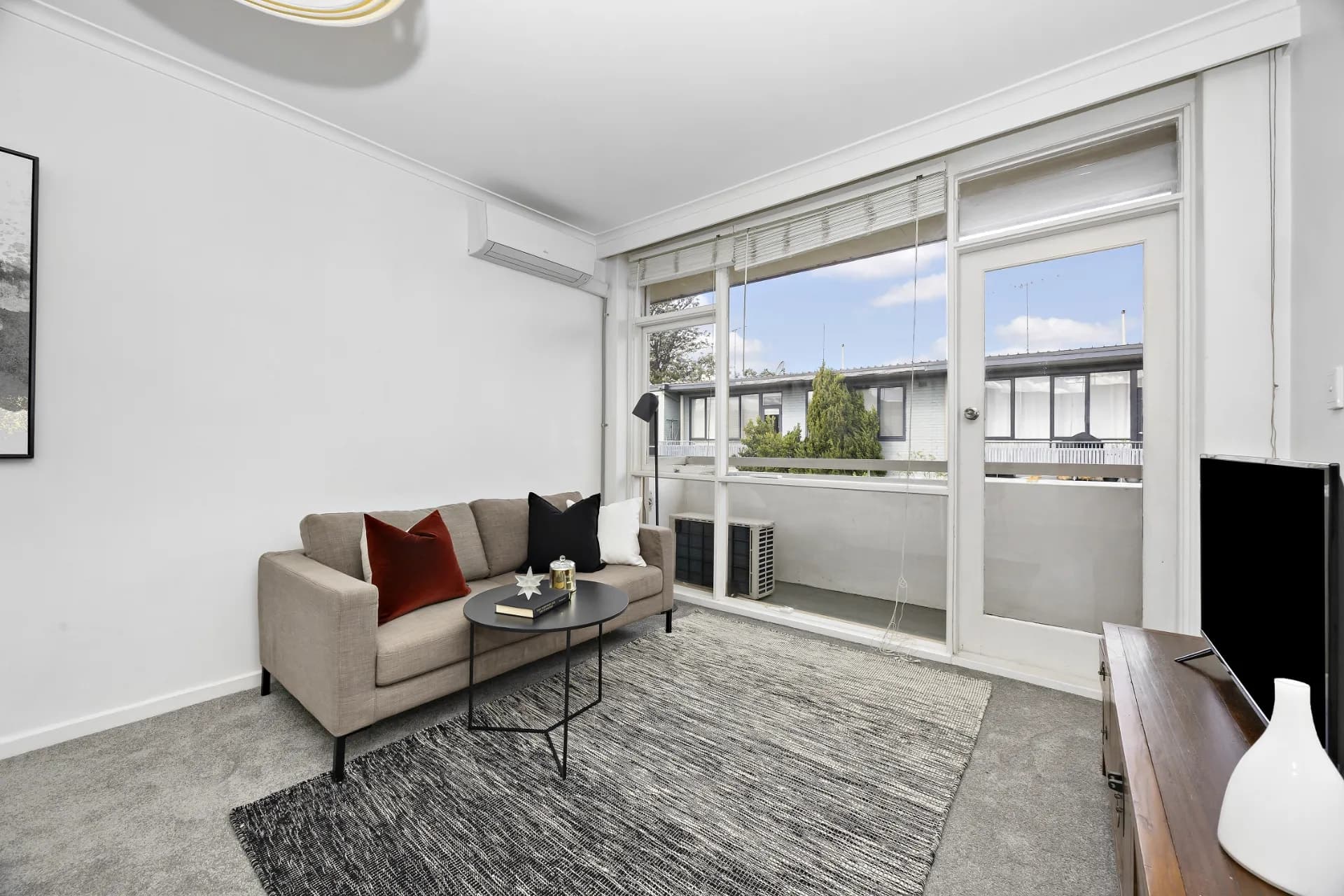 14/131 Brighton Road, Elwood - Thumbnail 3