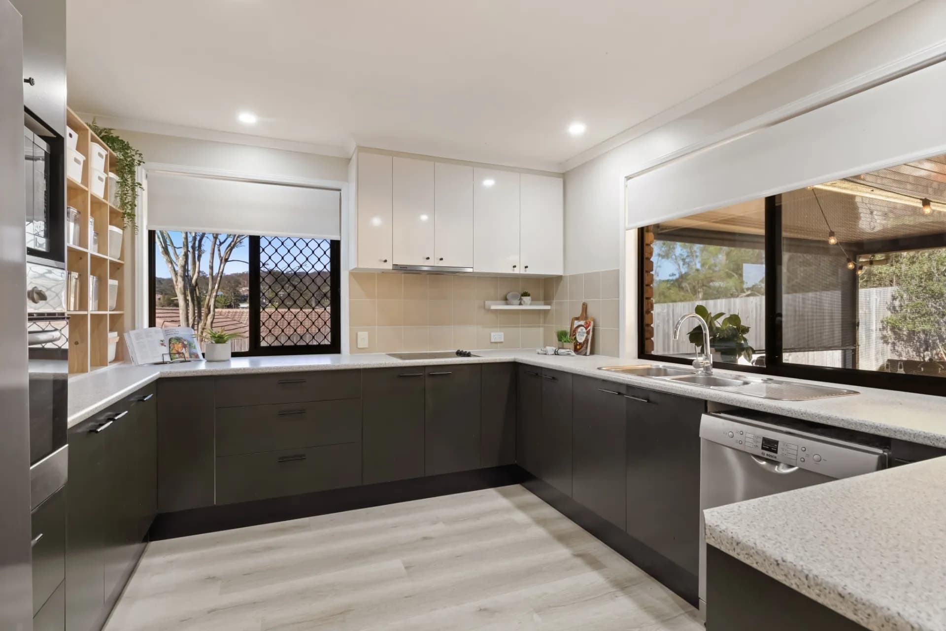 11 Narcamus Crescent, Shailer Park, Shailer Park - Thumbnail 3