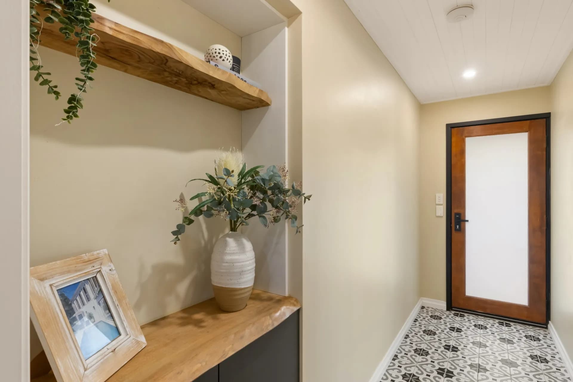11 Narcamus Crescent, Shailer Park, Shailer Park - Thumbnail 7