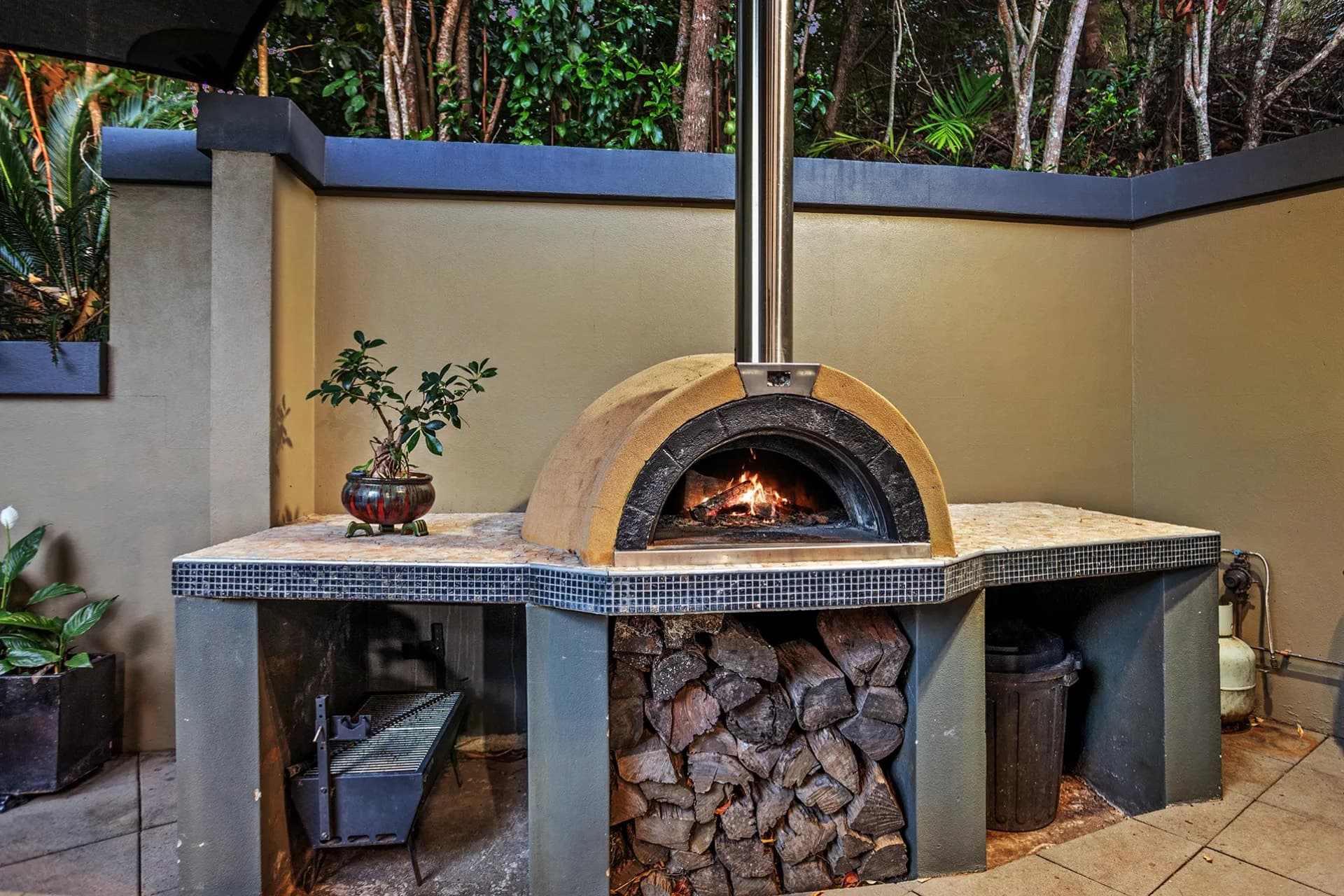 76 Stanley  Drive, Cannon Valley - Thumbnail 5