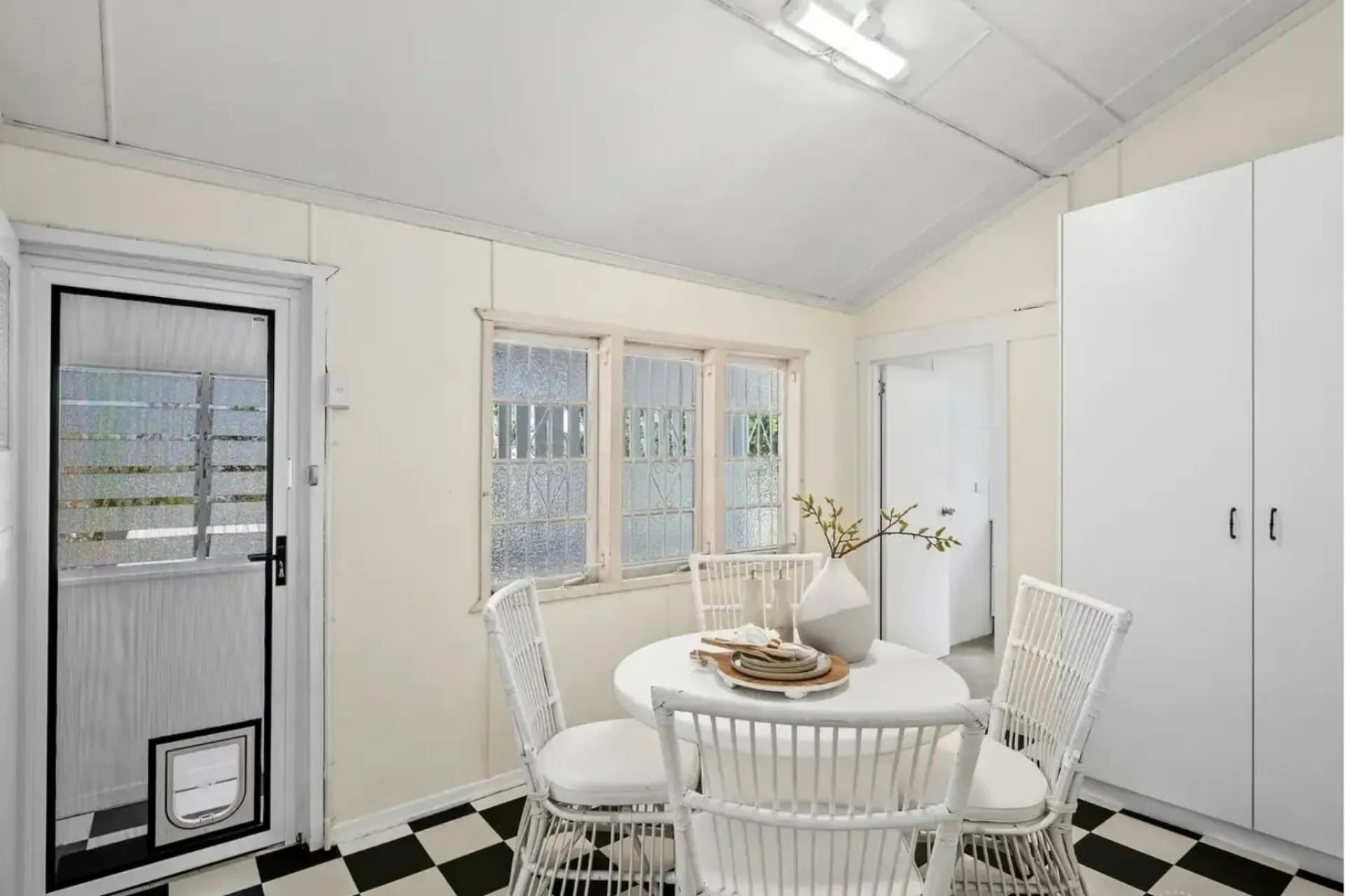 73 Cornwall Street, Annerley - Thumbnail 6