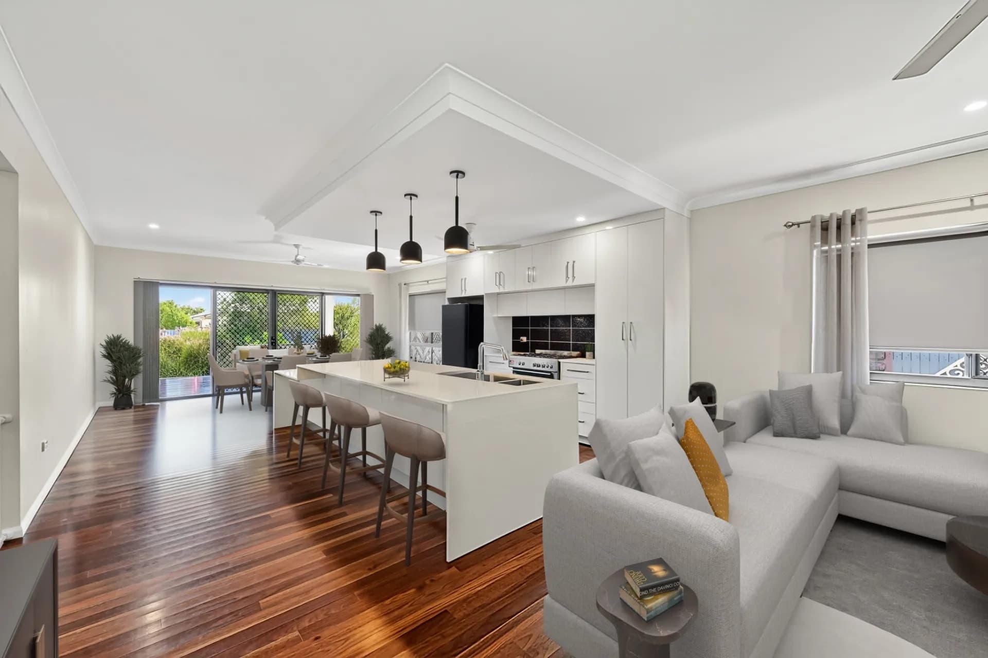 15 Featherwood Street, Mount Low, QLD, Mount Low - Thumbnail 2