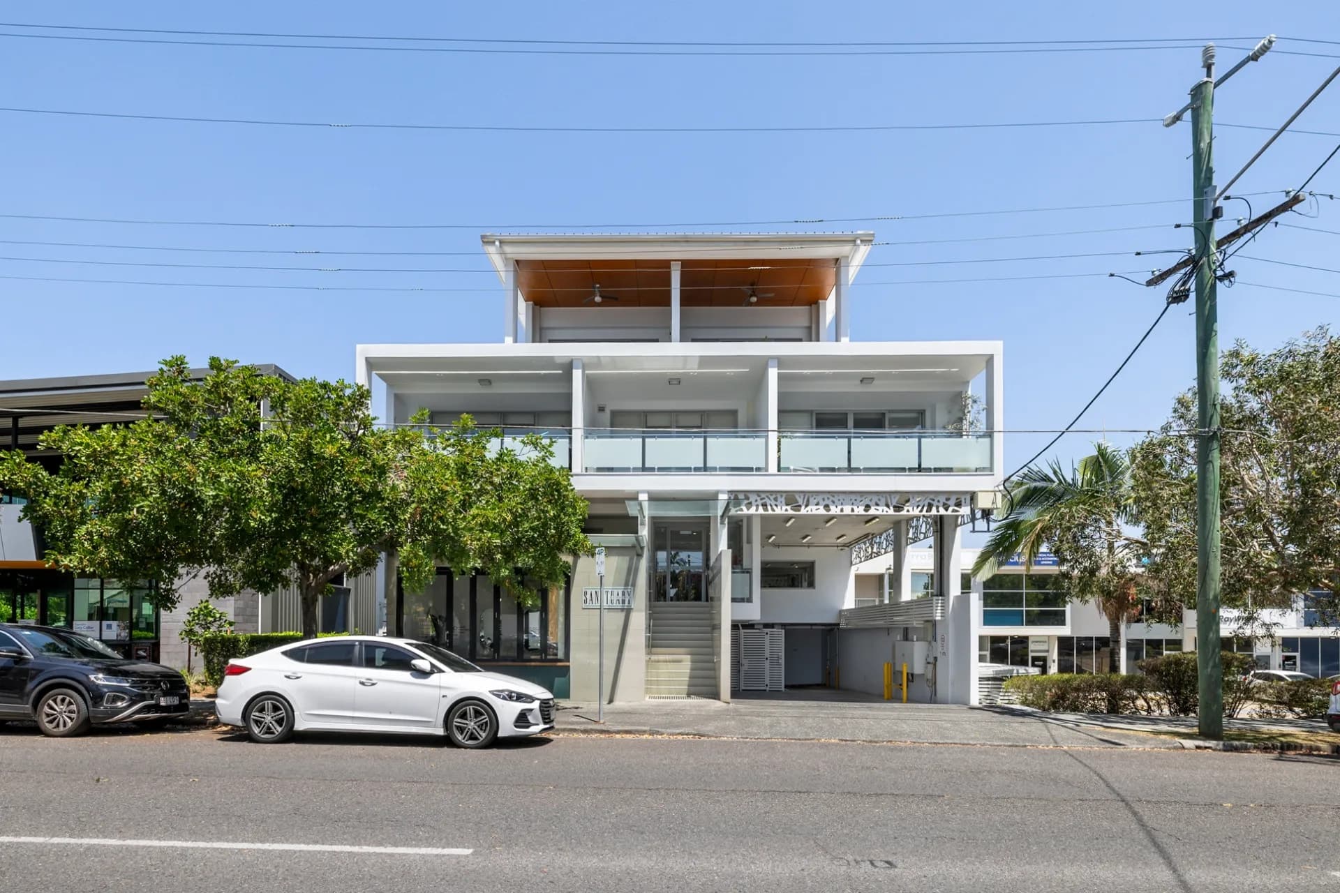 205/61 Oxford Street, Bulimba - Image 1