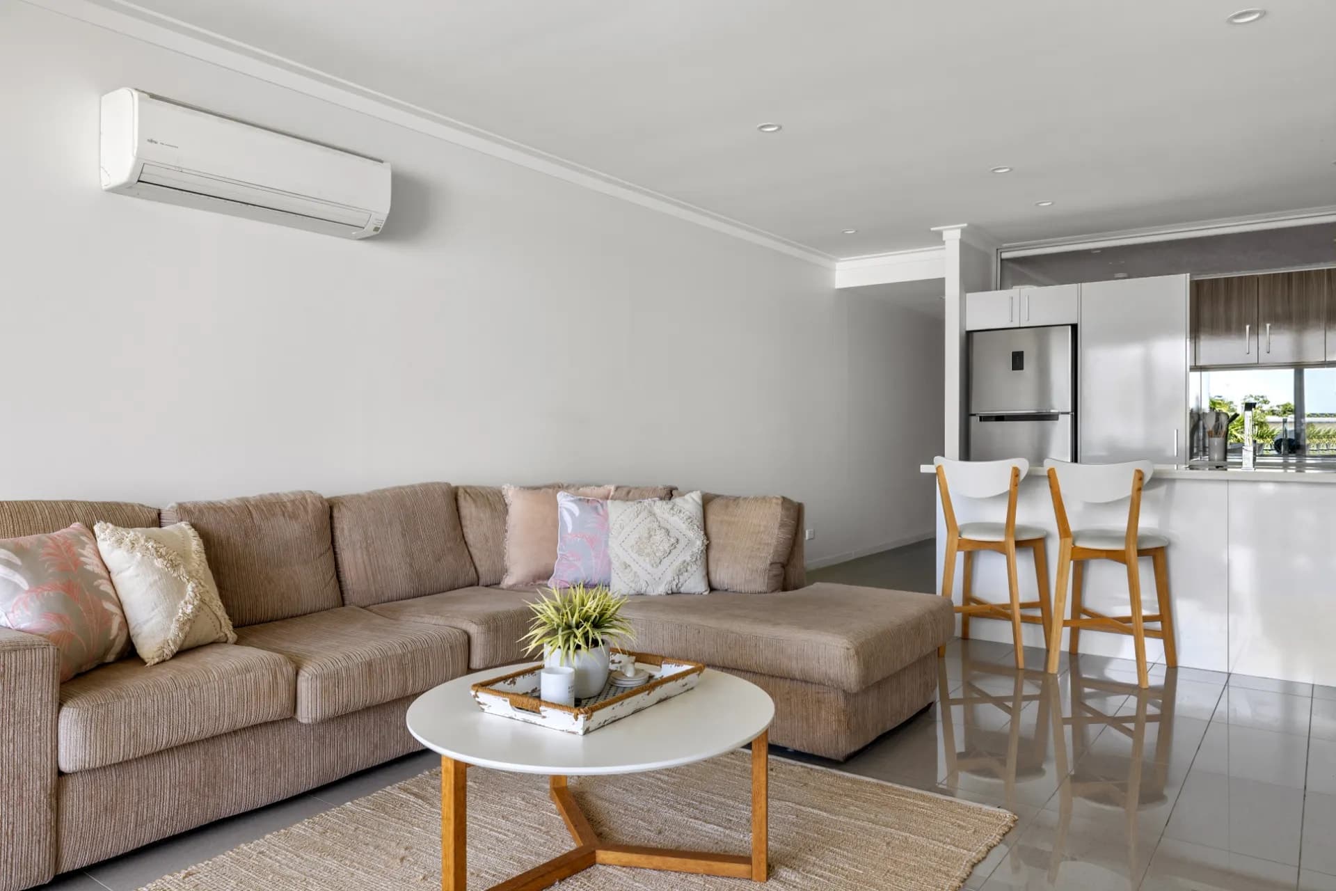 205/61 Oxford Street, Bulimba - Thumbnail 2
