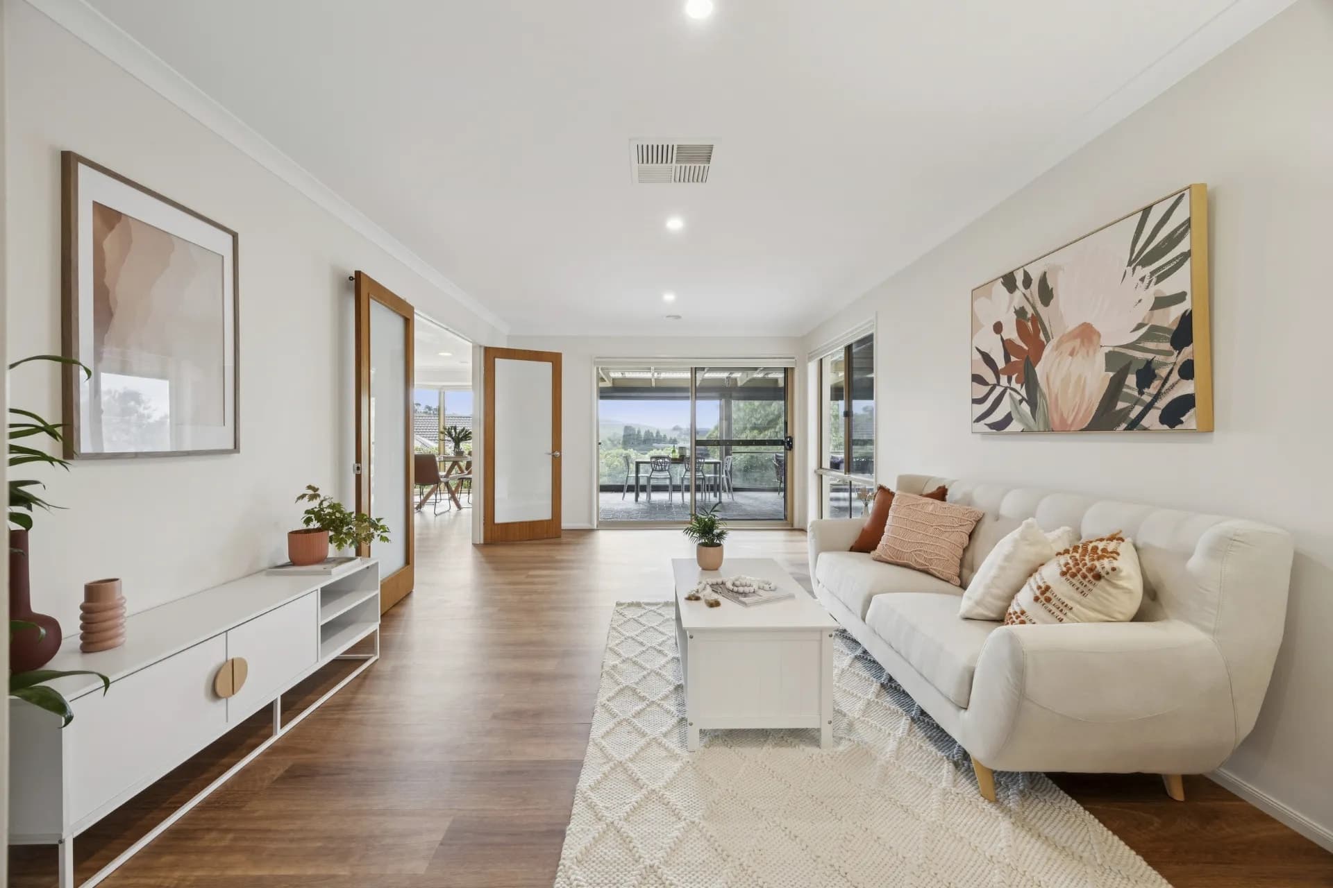 124 Waterfall Drive, Jerrabomberra., Jerrabomberra - Thumbnail 5