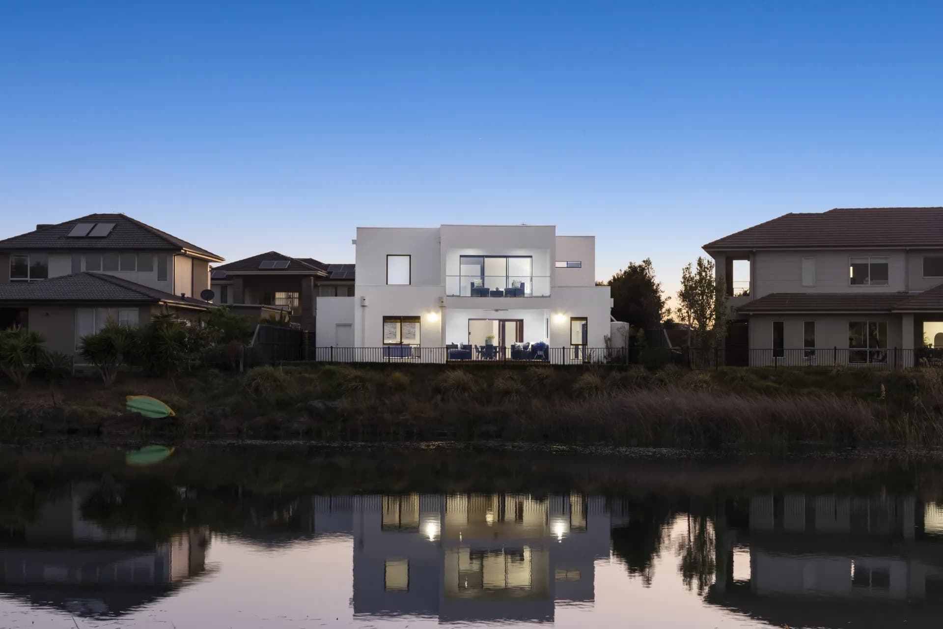 22 Portland Place, Waterways - Image 1