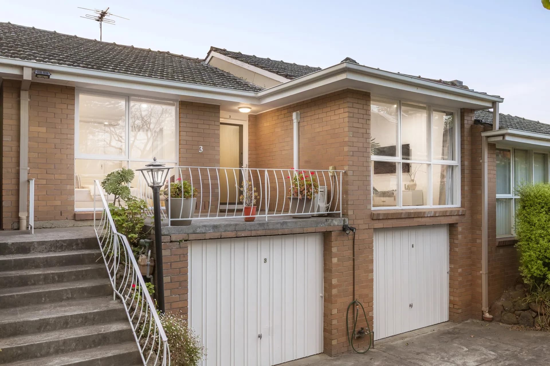 3/17 Alma Road, Camberwell - Image 1