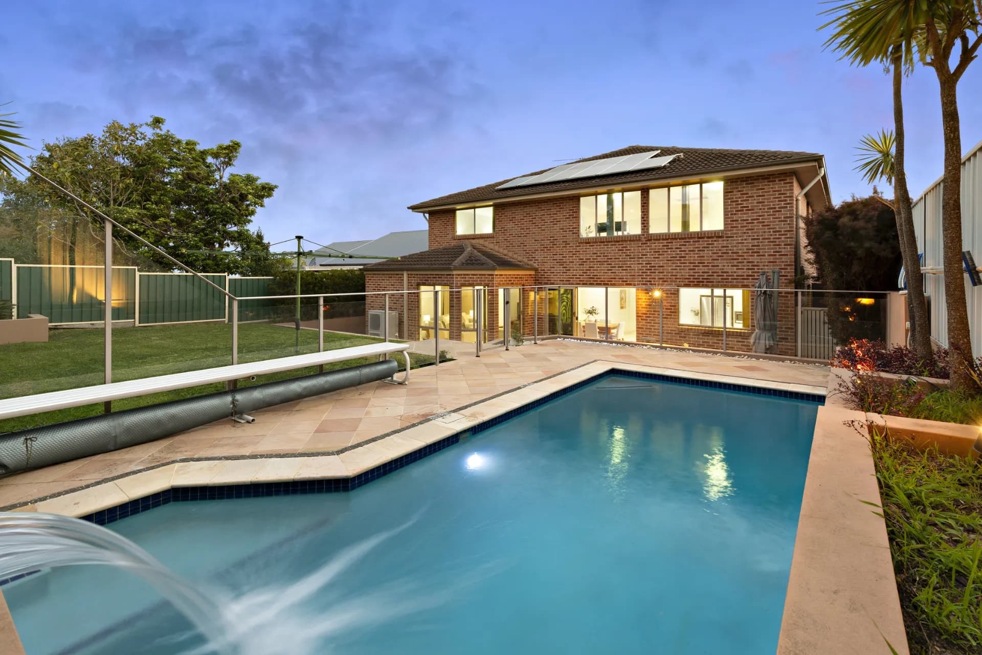 18 Elsworth Parade, Merewether Heights - Thumbnail 3