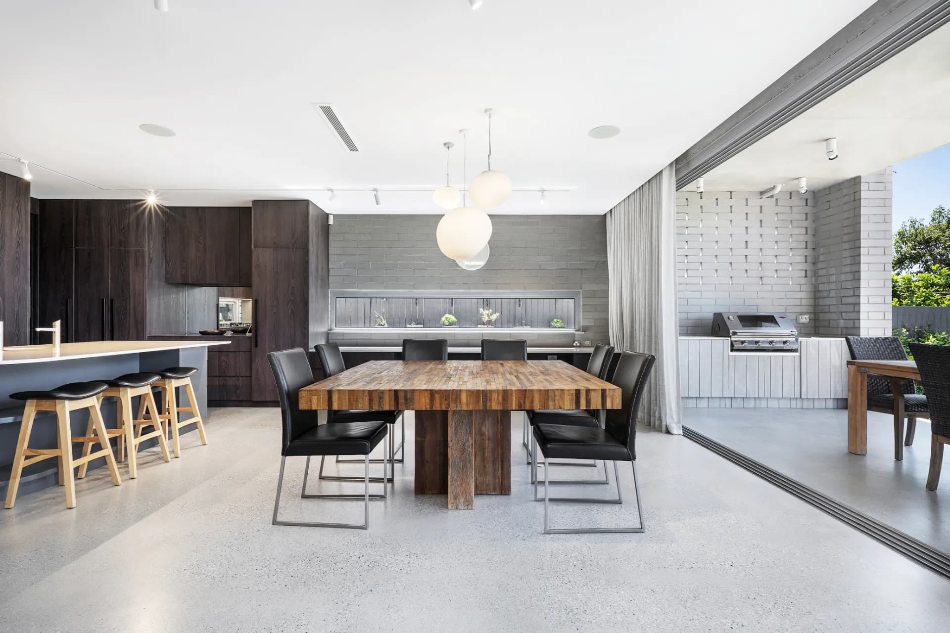 94a Tennyson Road, Tennyson Point - Thumbnail 6