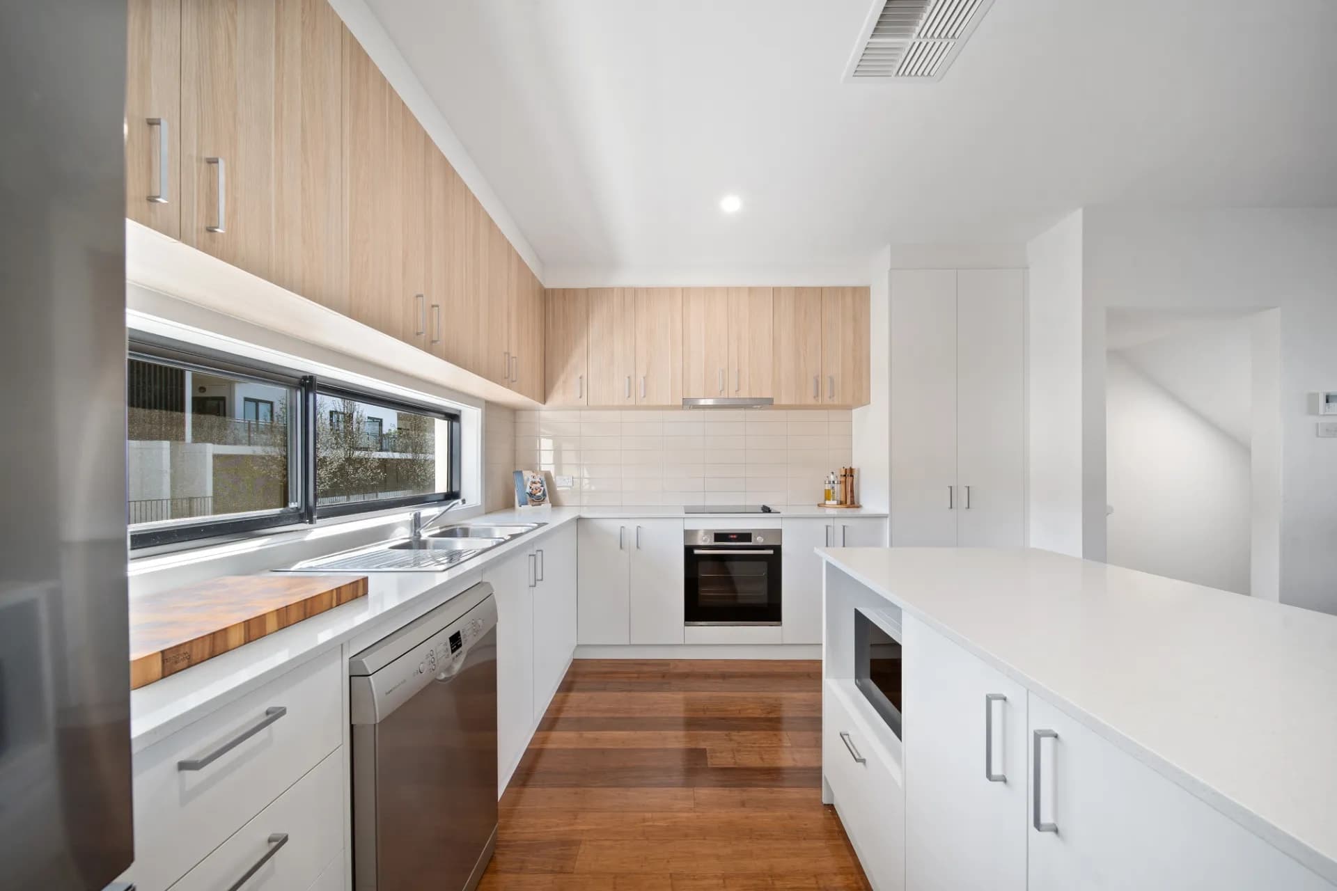 8/15 Calaby Street, Coombs - Thumbnail 5