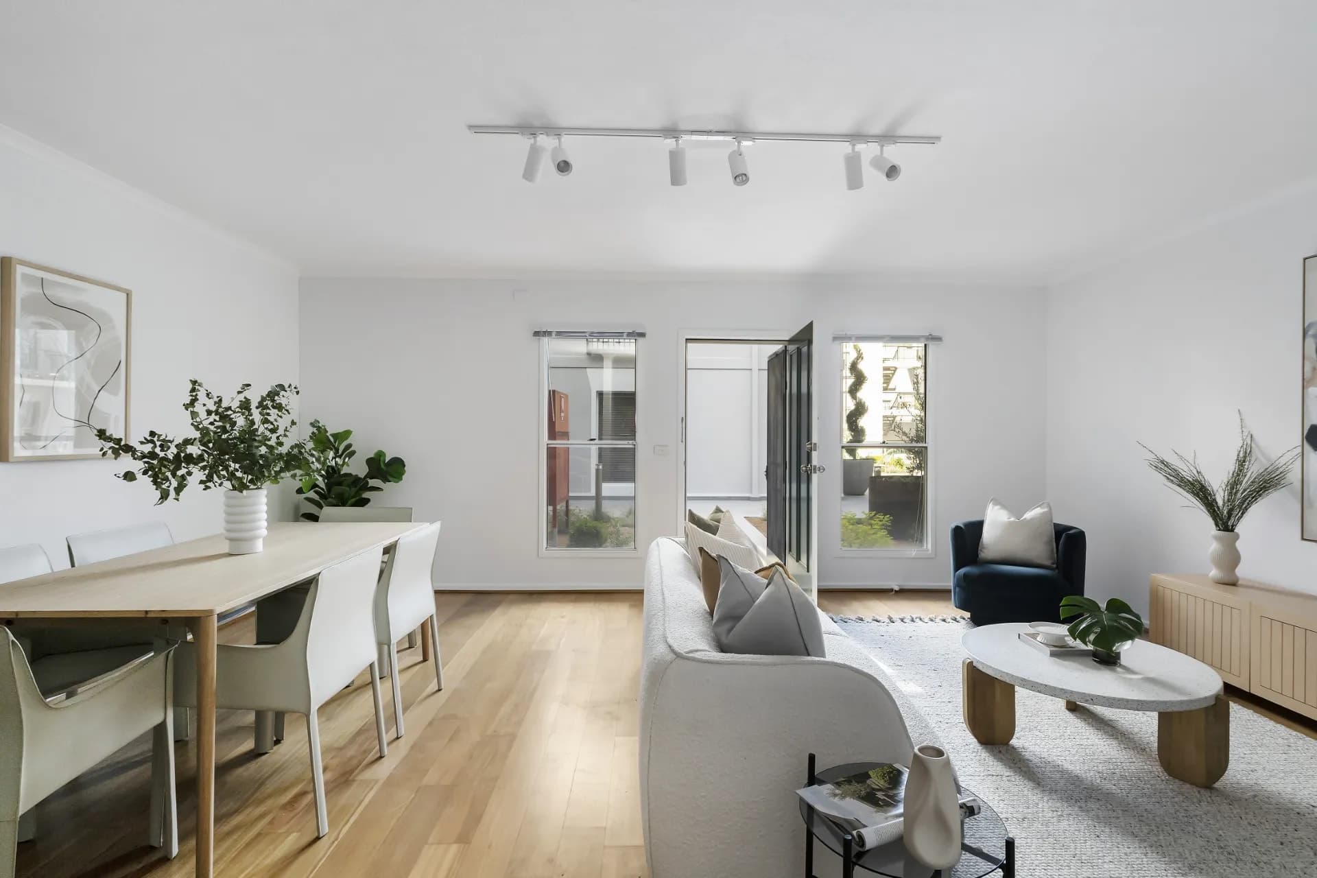 8/75 Drummond Street, Carlton., Carlton - Thumbnail 2