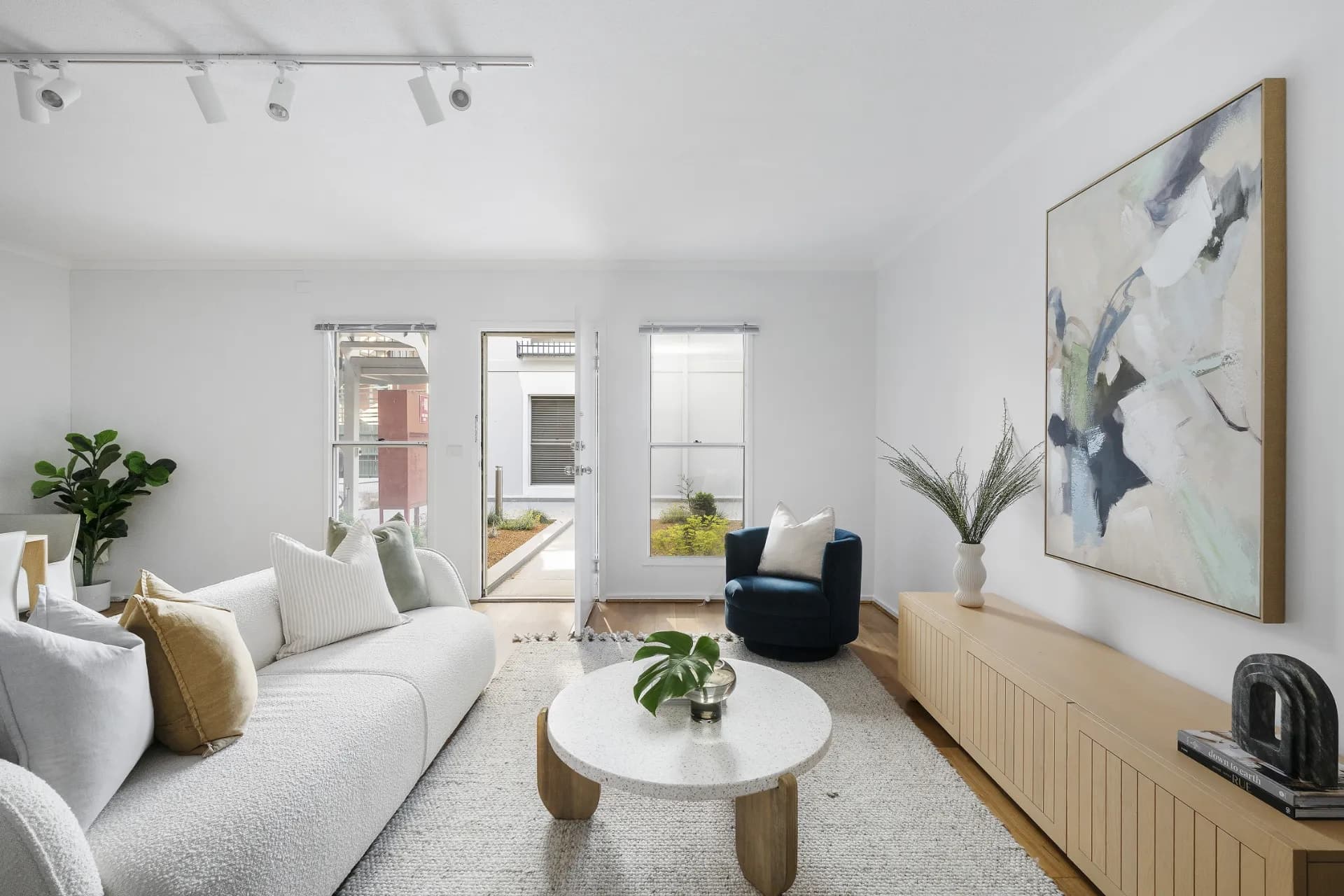 8/75 Drummond Street, Carlton., Carlton - Thumbnail 3