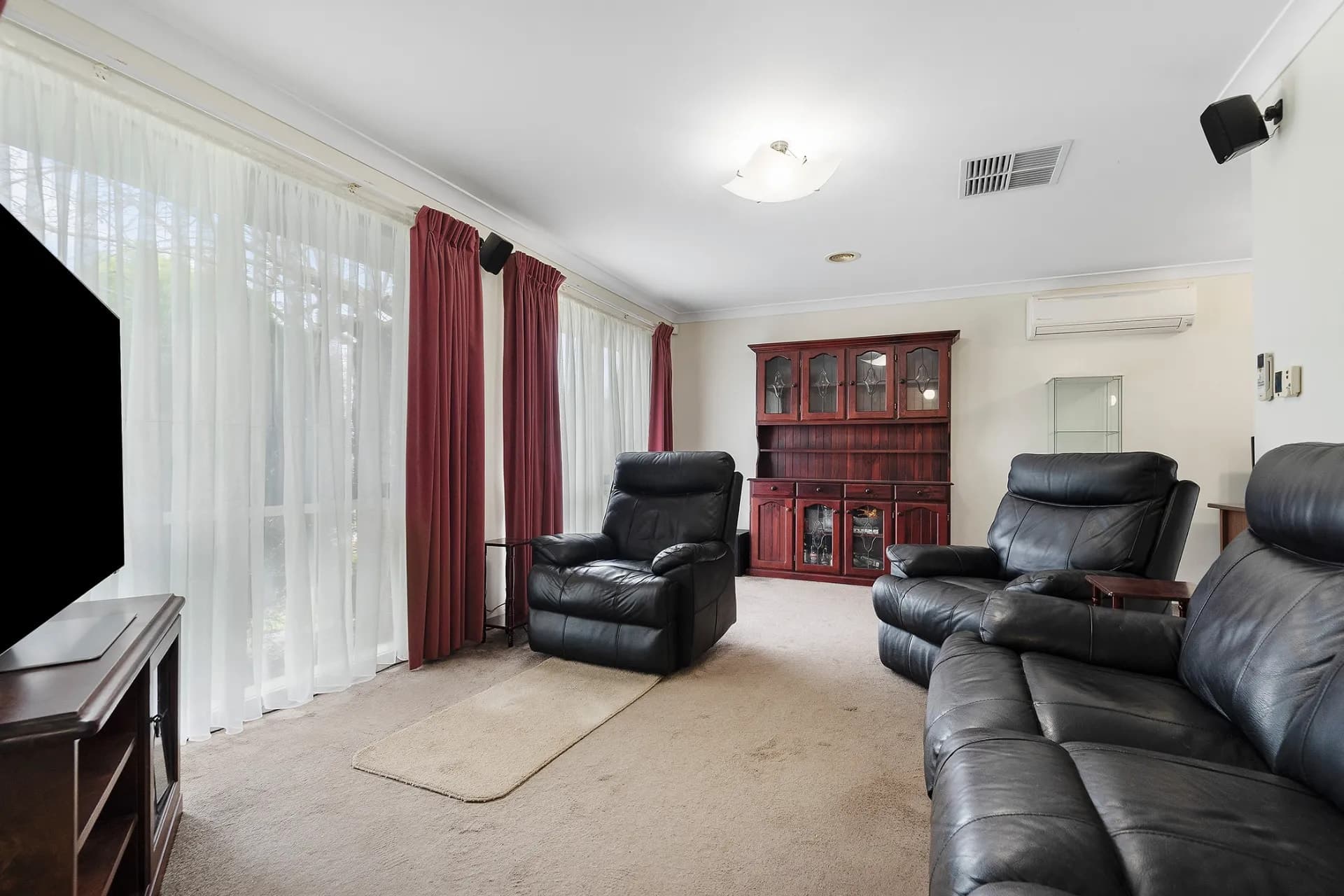 17 Briarley Court, Hampton Park., Hampton Park - Thumbnail 4