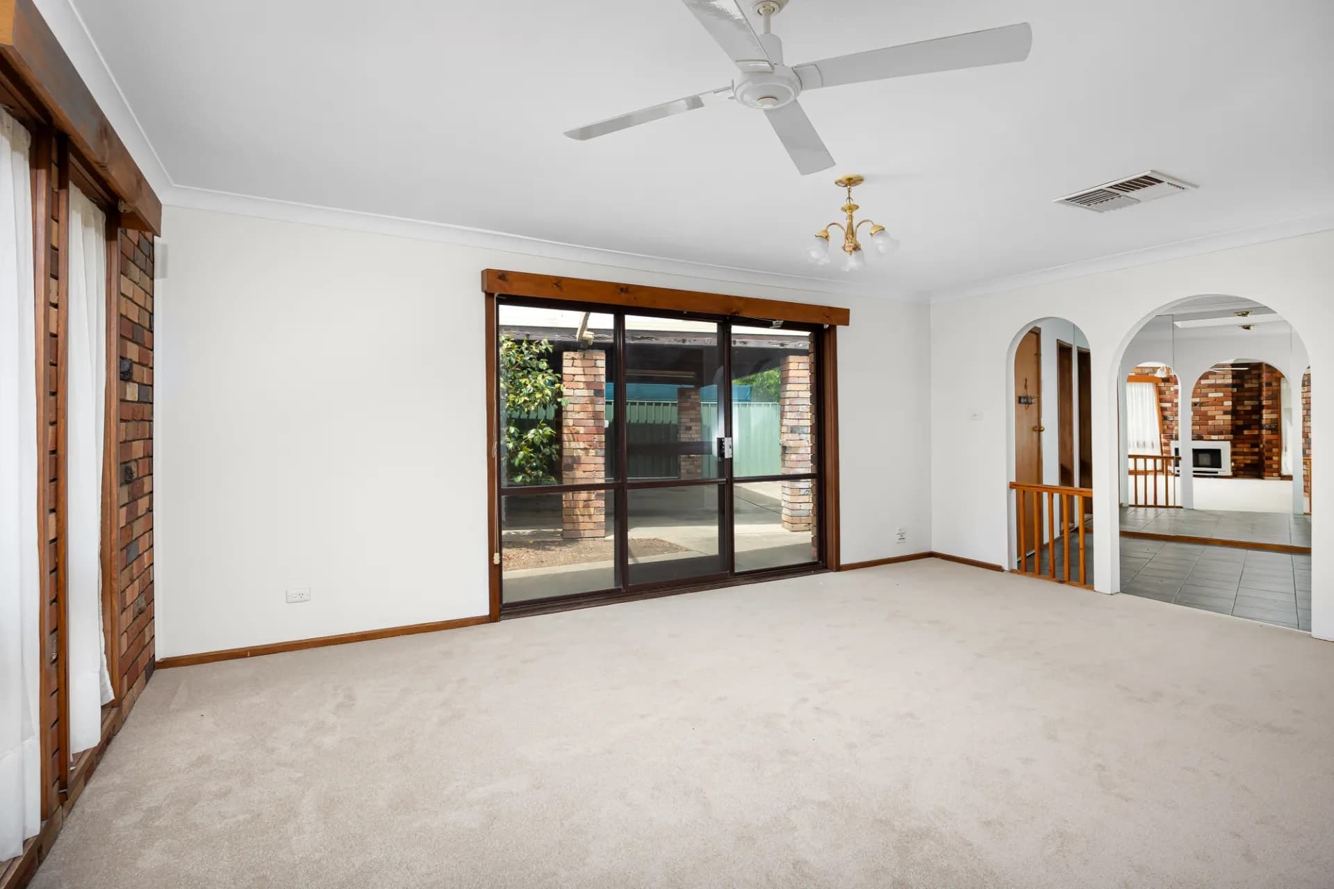 26 Geneva Crescent, Lake Albert - Thumbnail 3