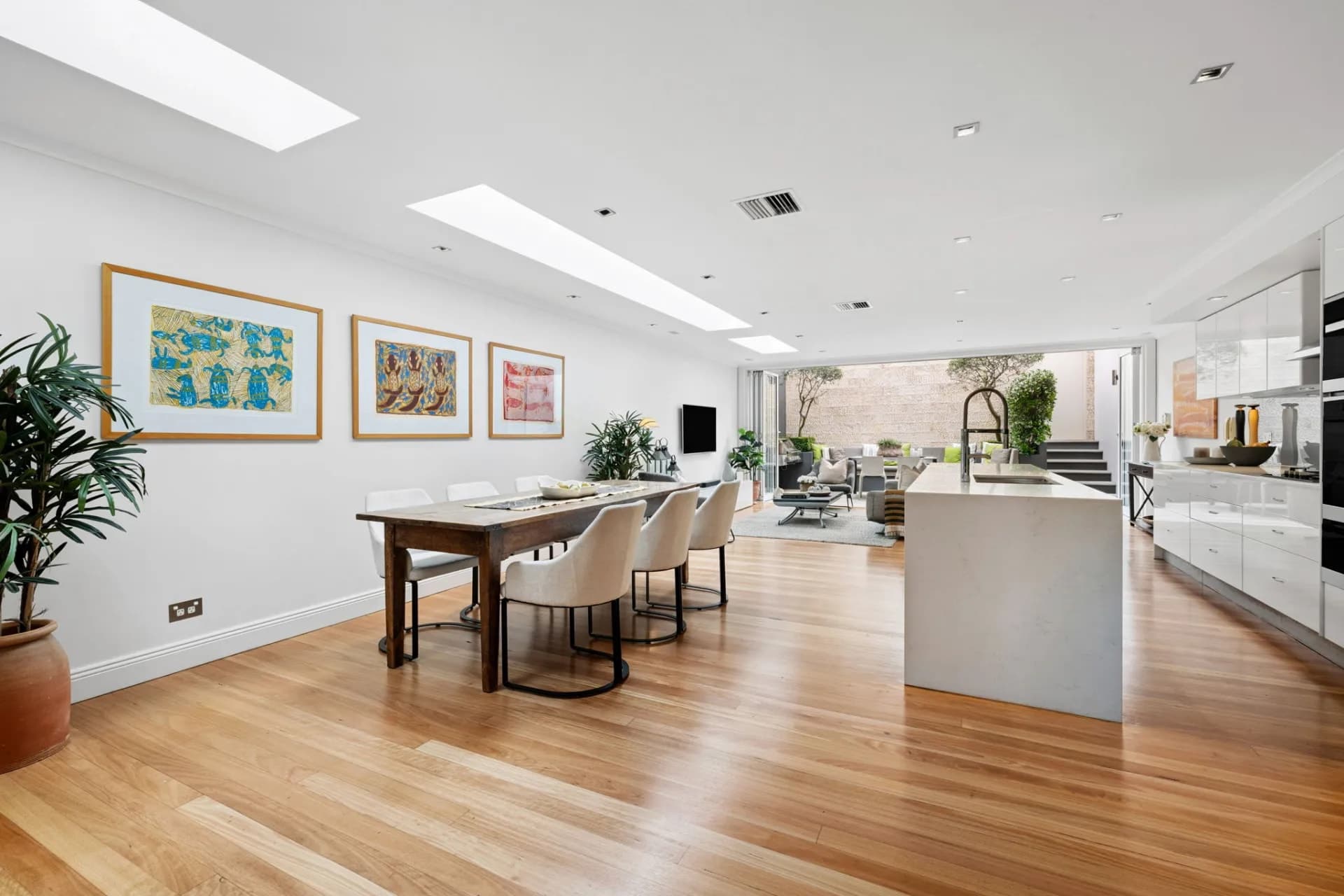 2 Marathon Avenue, Darling Point - Thumbnail 4