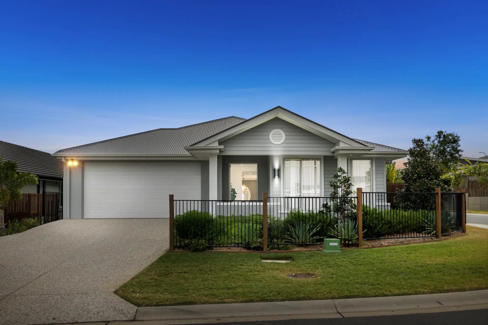 27 Tuscan Circuit, Greenbank., Greenbank - Image 1
