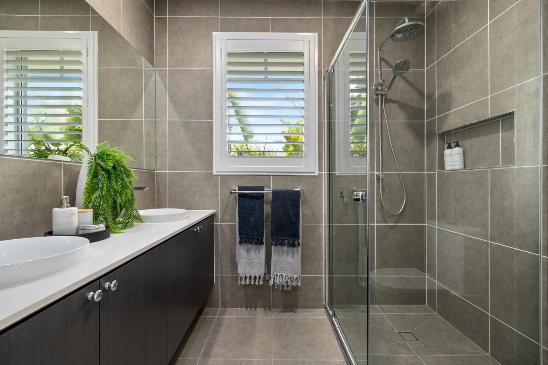 27 Tuscan Circuit, Greenbank., Greenbank - Thumbnail 3