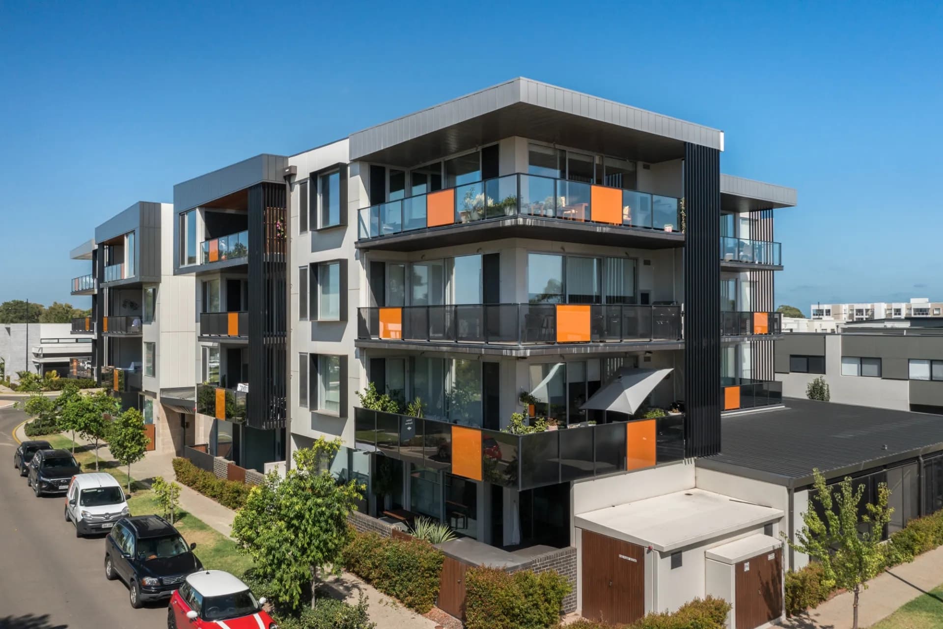 208/2 The Pinery, West Lakes - Image 1