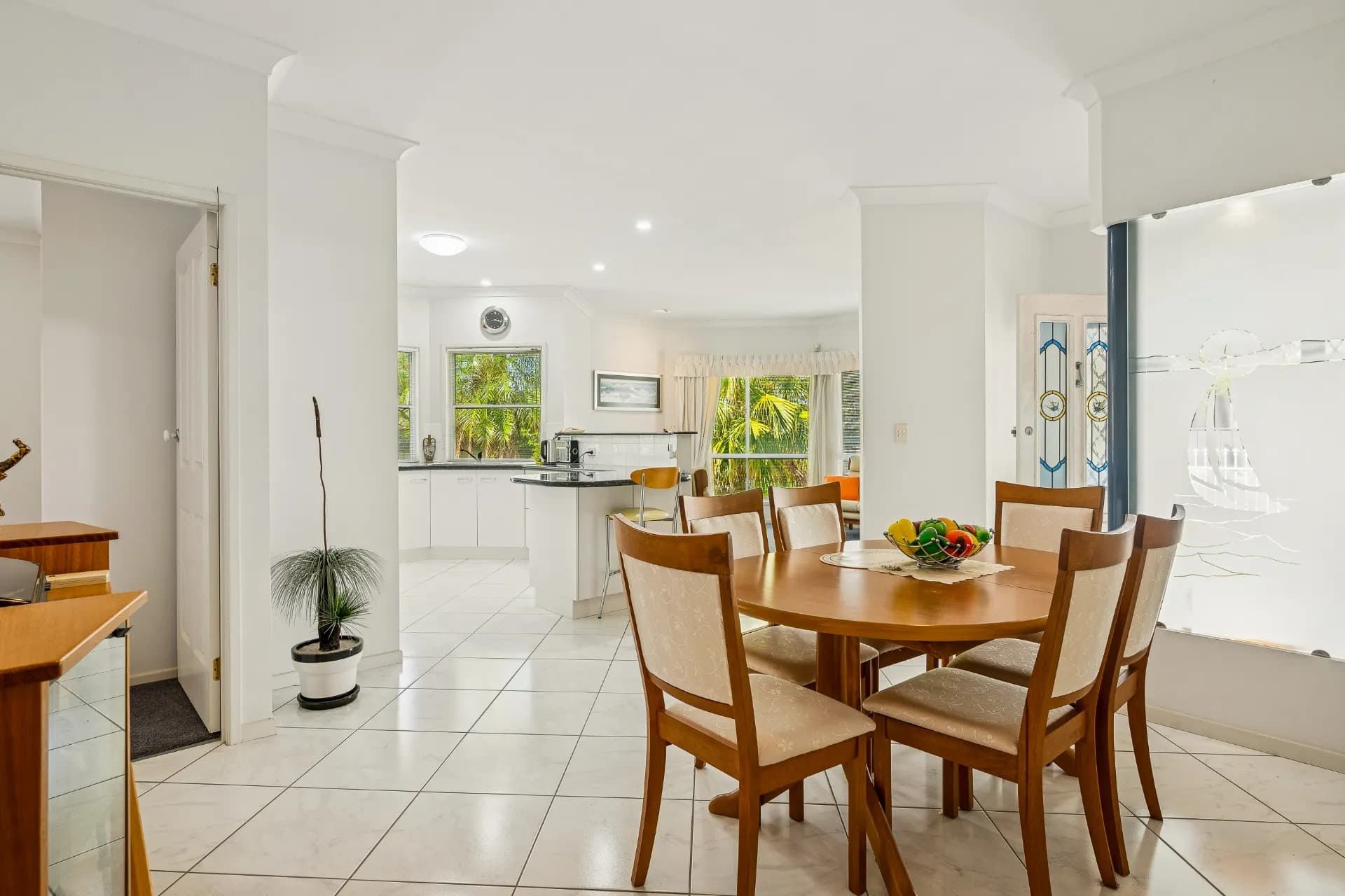12 Laurence Street, Newmarket - Thumbnail 3