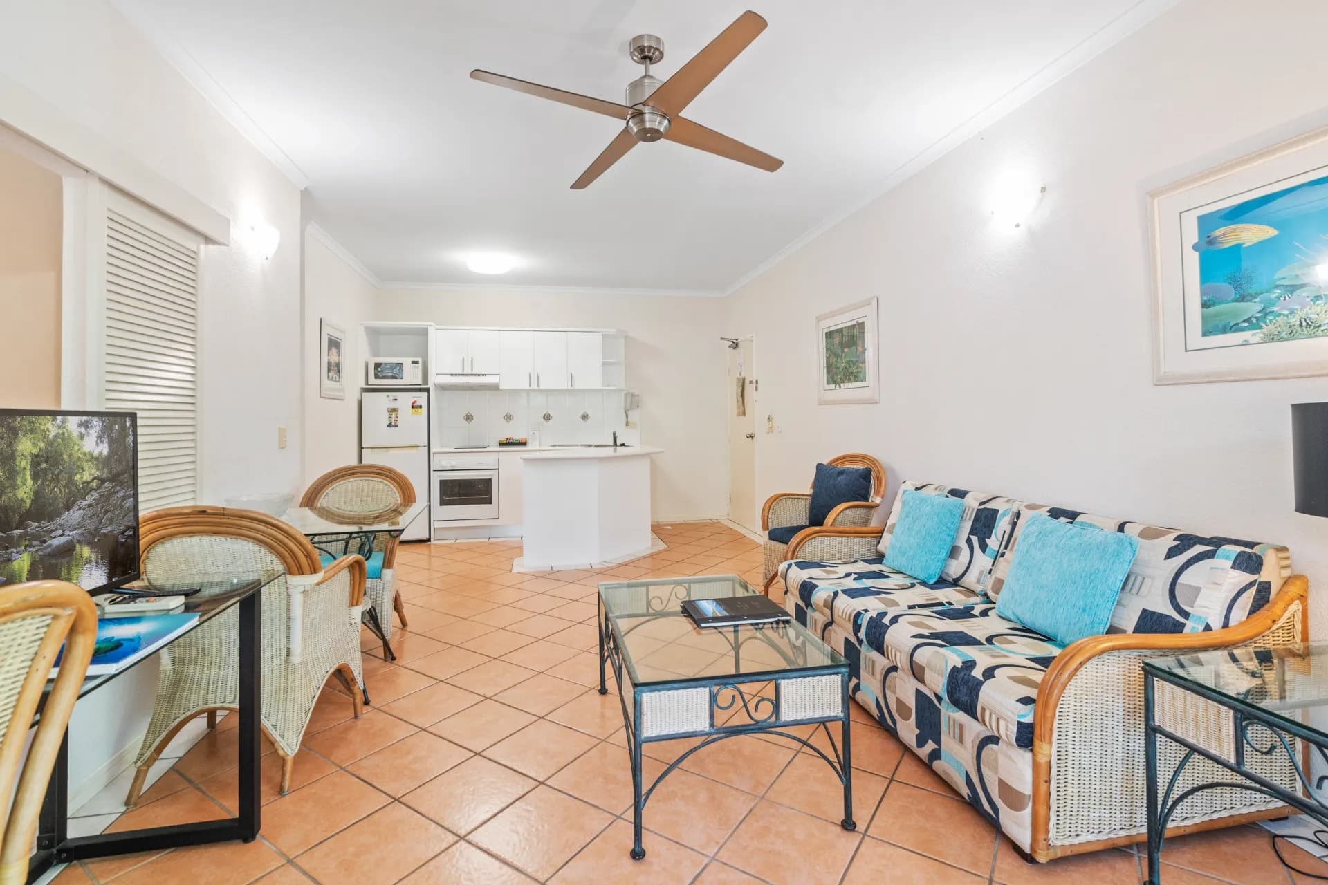 203/6-8 Triton Street, Palm Cove - Thumbnail 3