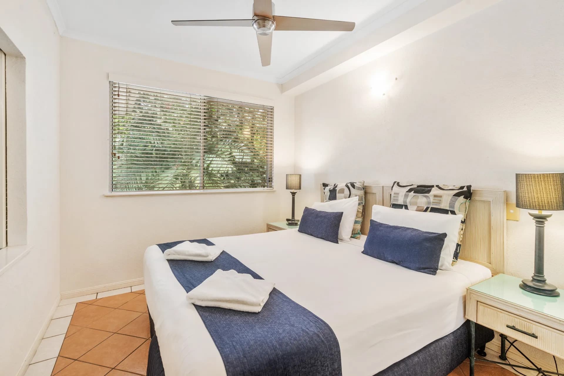203/6-8 Triton Street, Palm Cove - Thumbnail 6