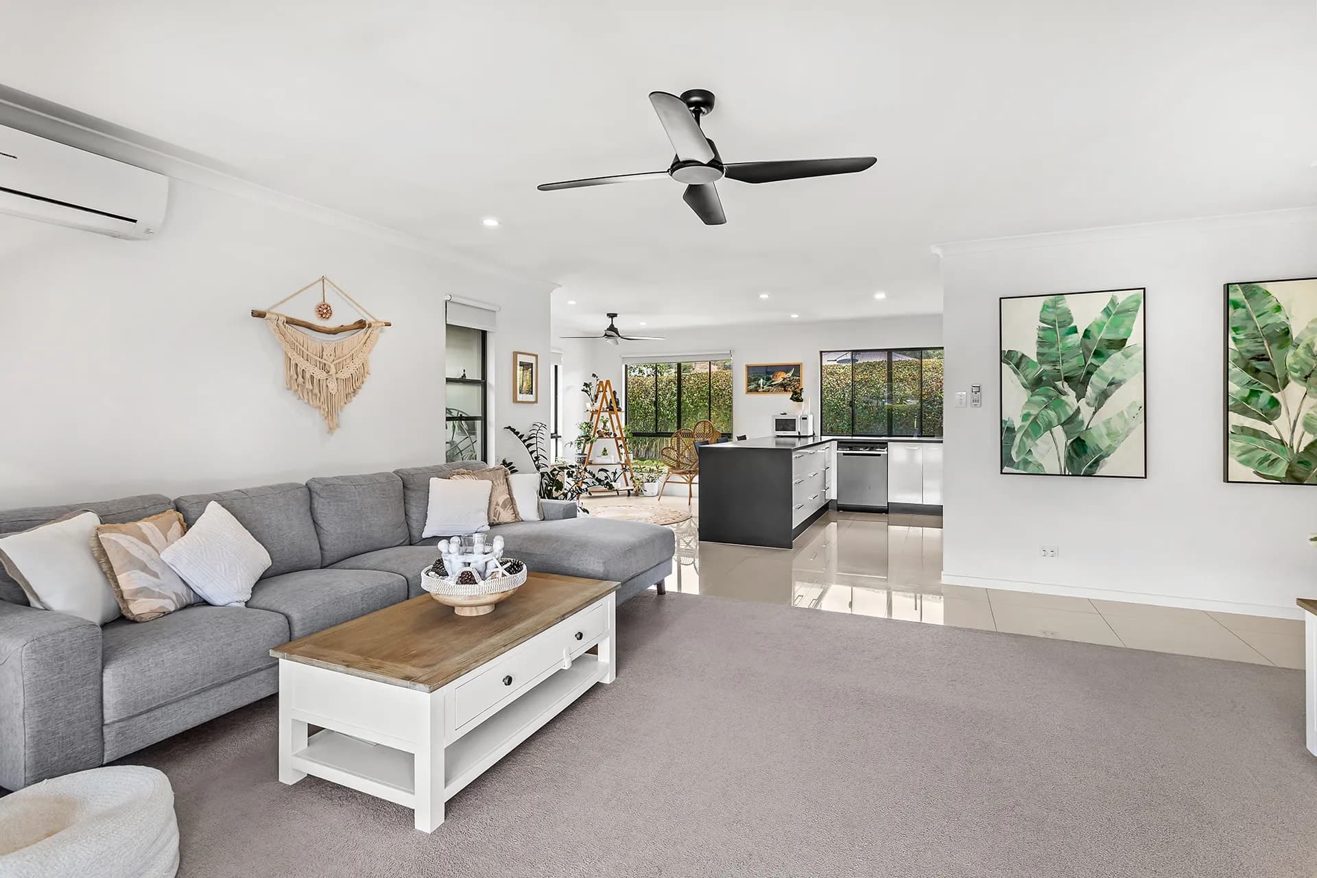 4 Grevillea Place, Cannonvale., Cannonvale - Thumbnail 2
