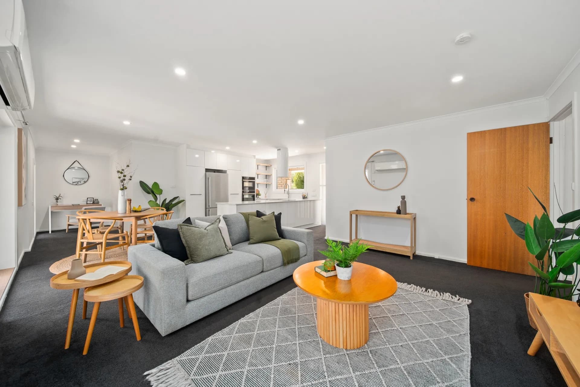 58 Dexter Street, Cook - Thumbnail 2