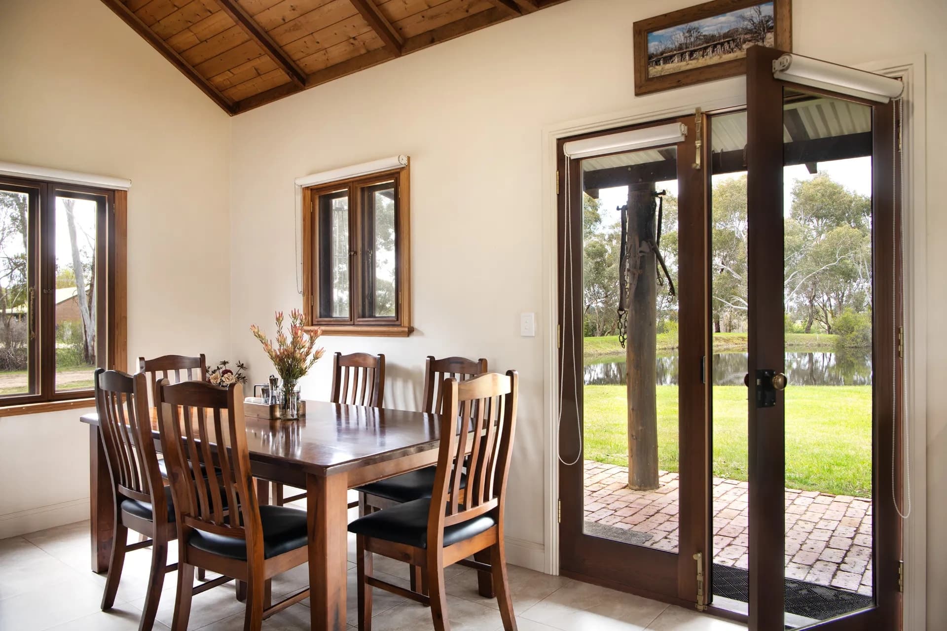 19 Hoinsville  Road, Elphinstone - Thumbnail 6