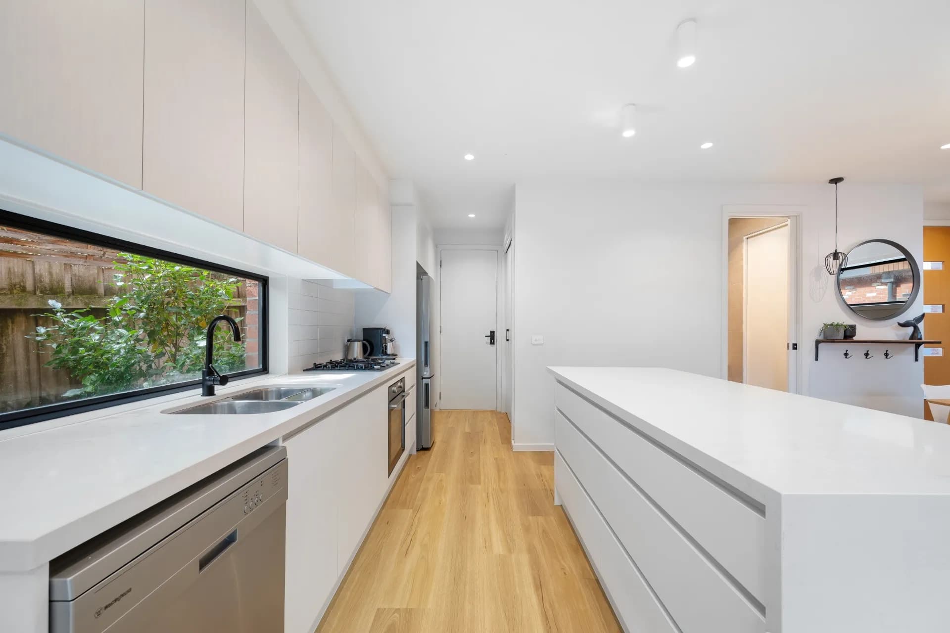 2/16 James Street, Dromana - Thumbnail 4