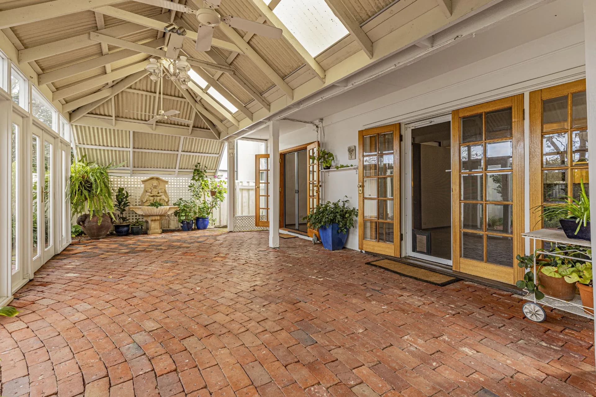 25 Carr Street, South Perth - Thumbnail 4
