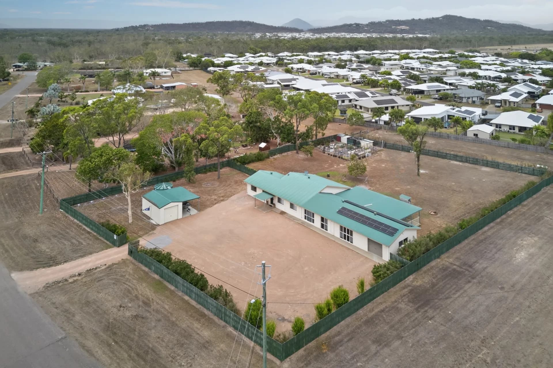 11 Kregor  Street, Mount Low - Image 1
