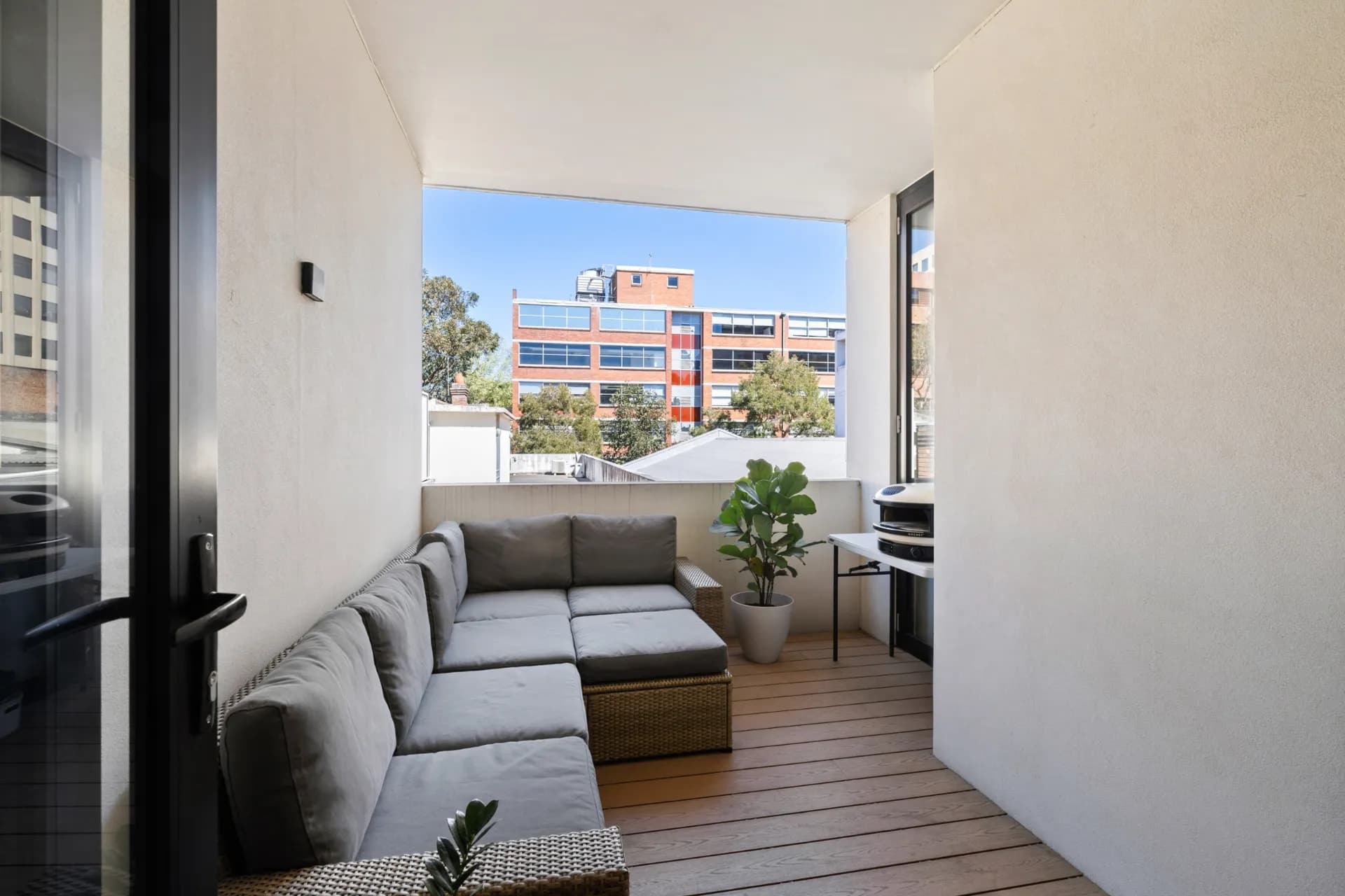 308/81 Foveaux Street, Surry Hills - Thumbnail 4