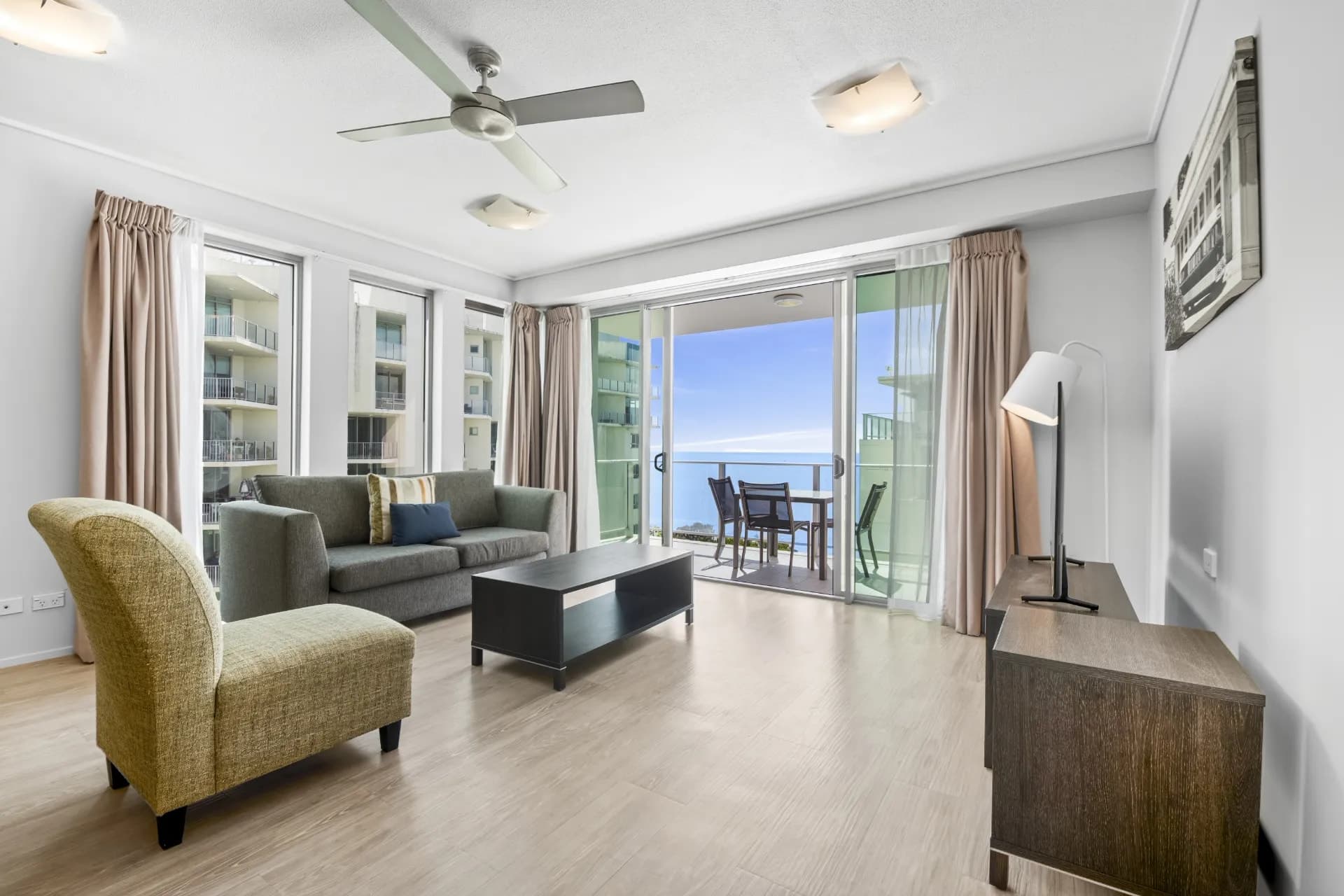 31103/99 Esplanade , Cairns City., Cairns City - Thumbnail 2