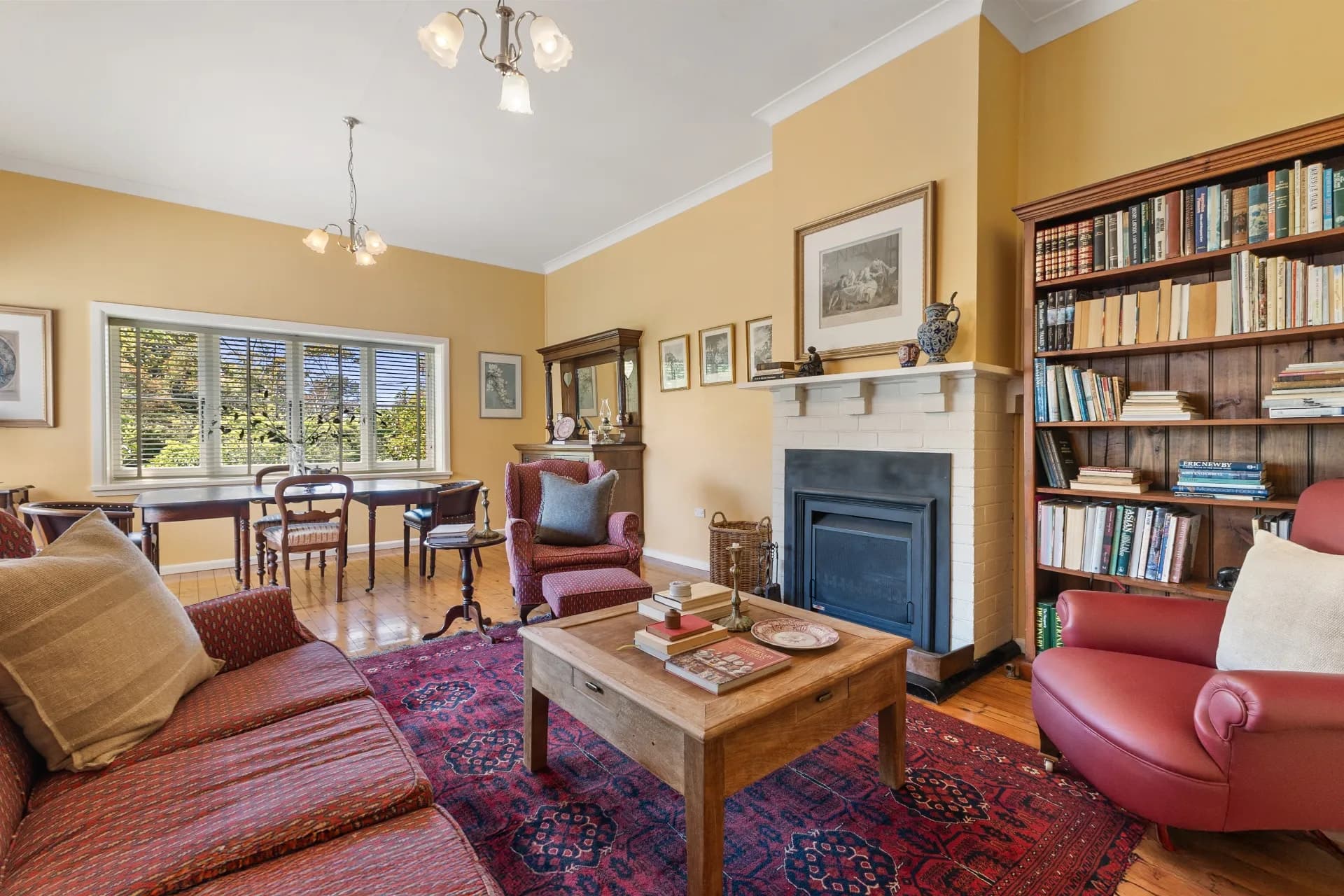 8 Sunnyside  Avenue, Wentworth Falls - Thumbnail 3