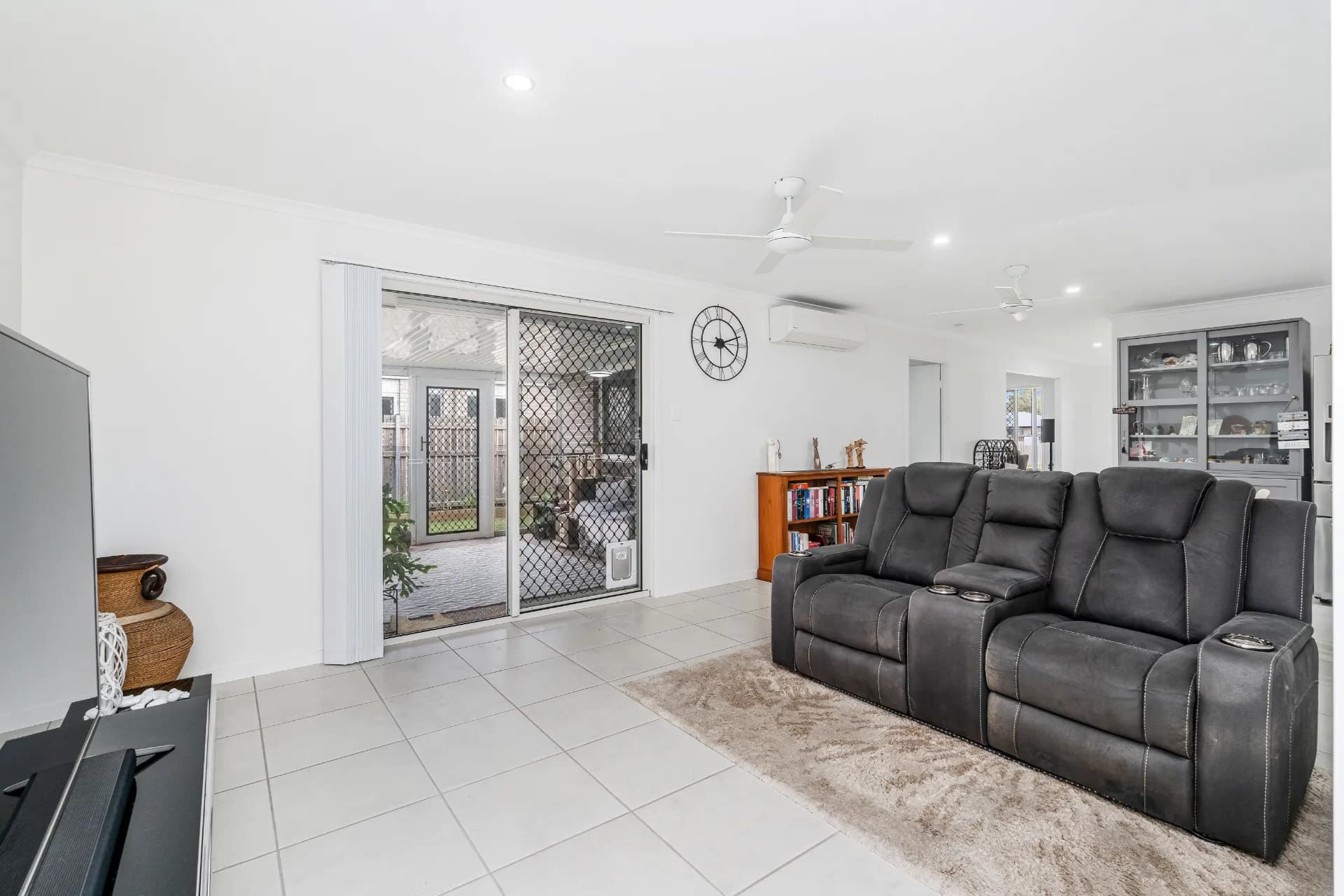 76 Girraween  Way, Eli Waters - Thumbnail 5