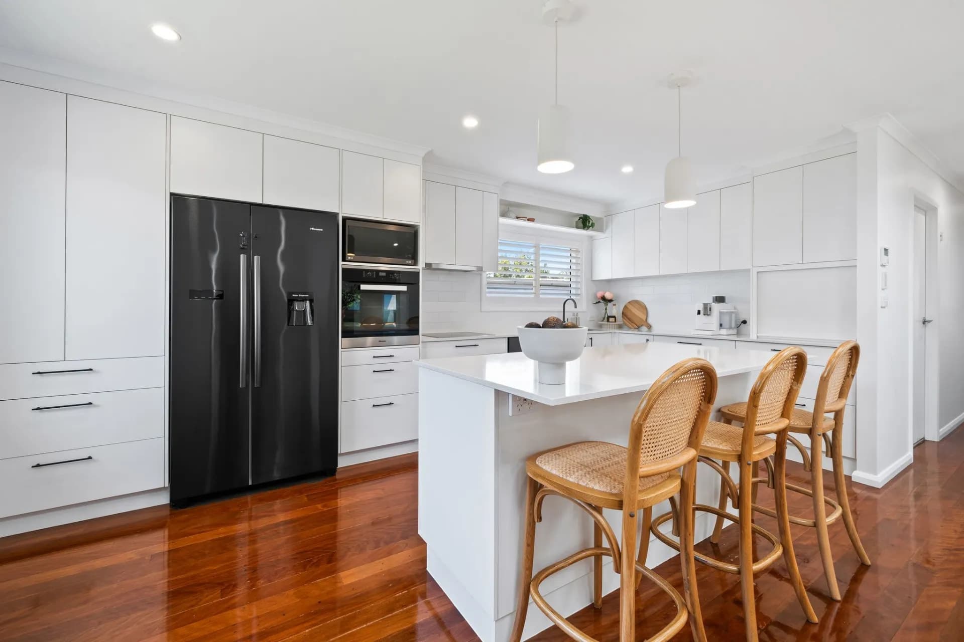 47 Queen Street, Moffat Beach - Thumbnail 3