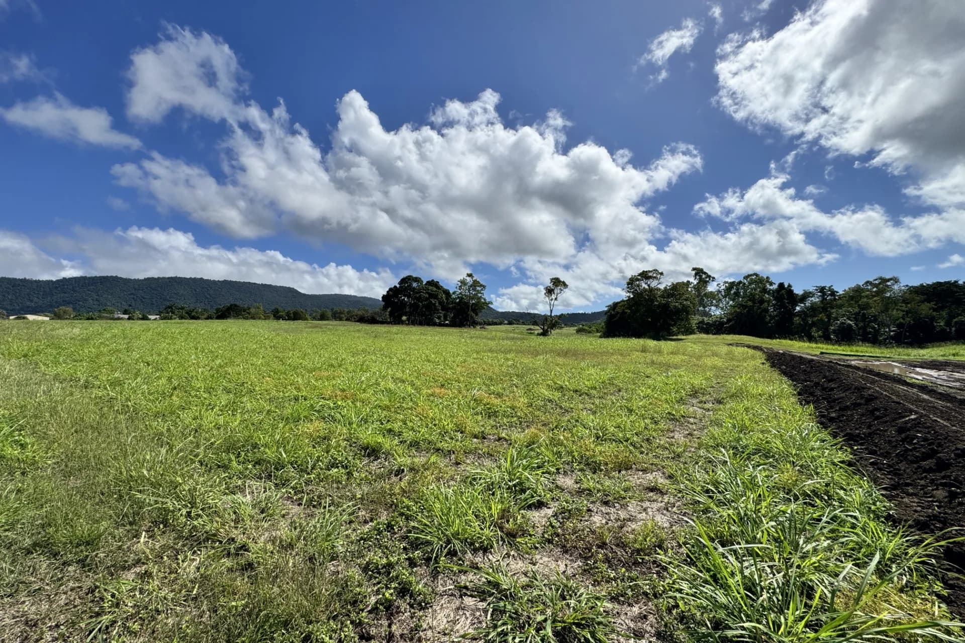 Lot 42, Springvale Way - Thumbnail 2