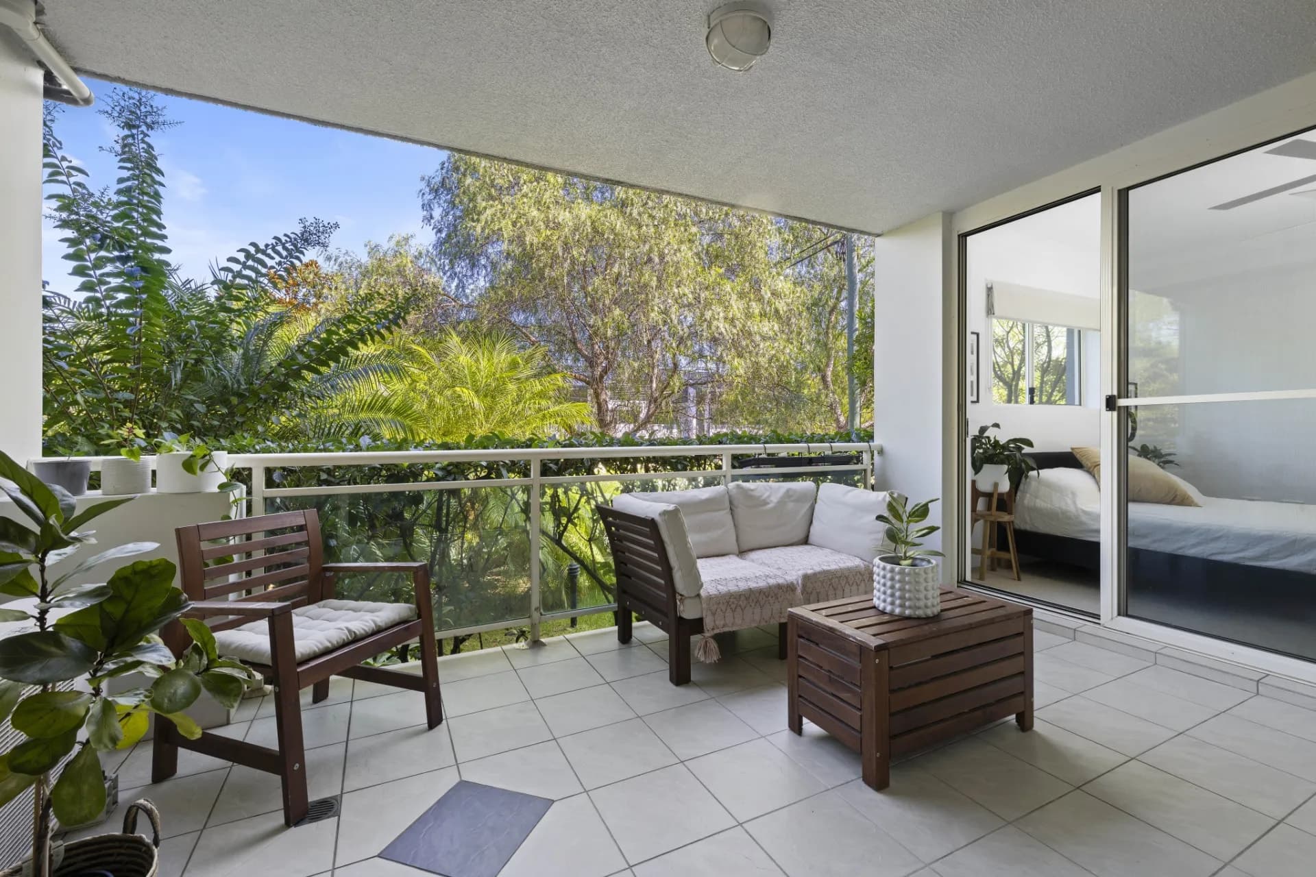 10/28-32 Brookvale Avenue, Brookvale., Brookvale - Image 1