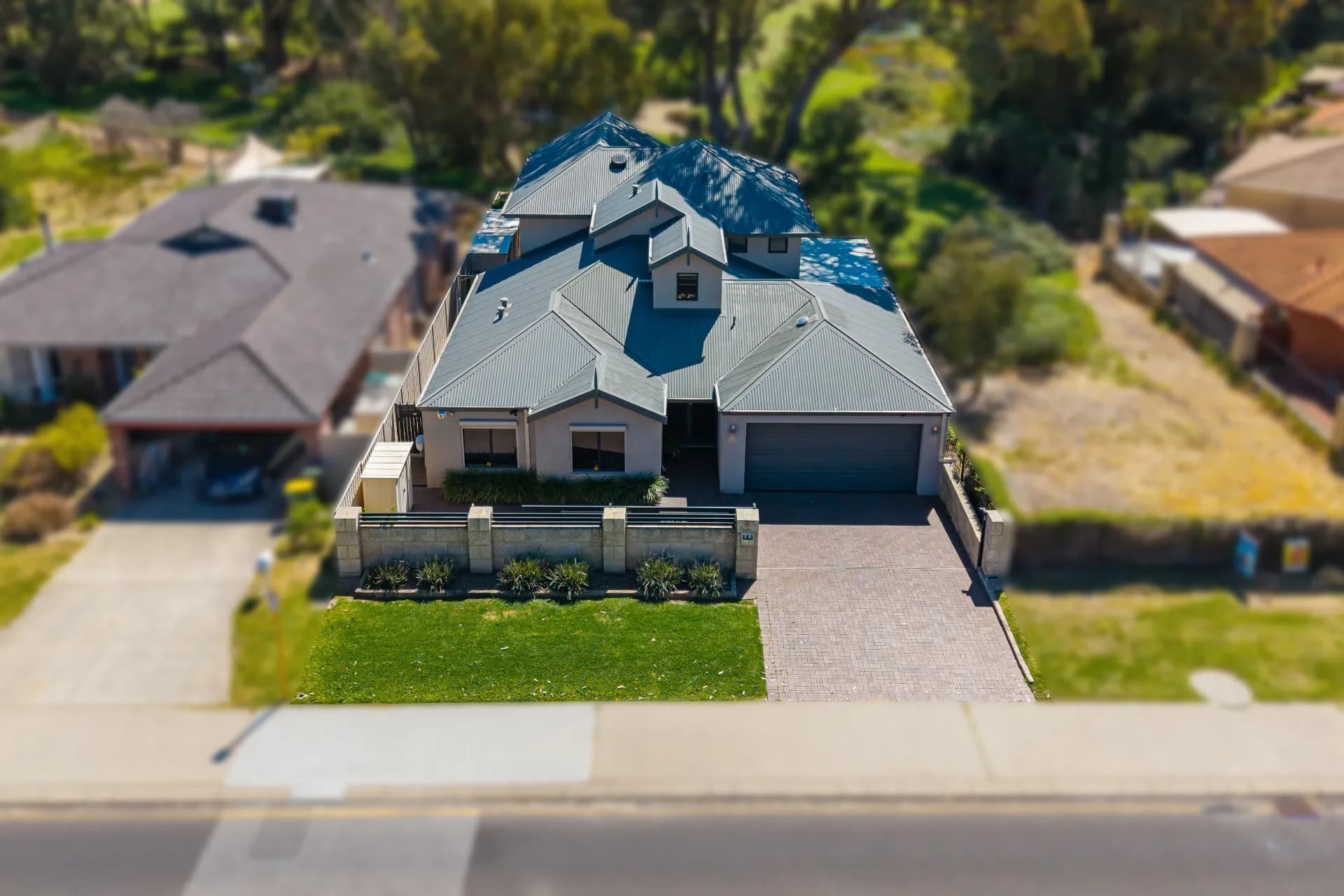 181 Oakmont Avenue, Meadow Springs., Meadow Springs - Thumbnail 2