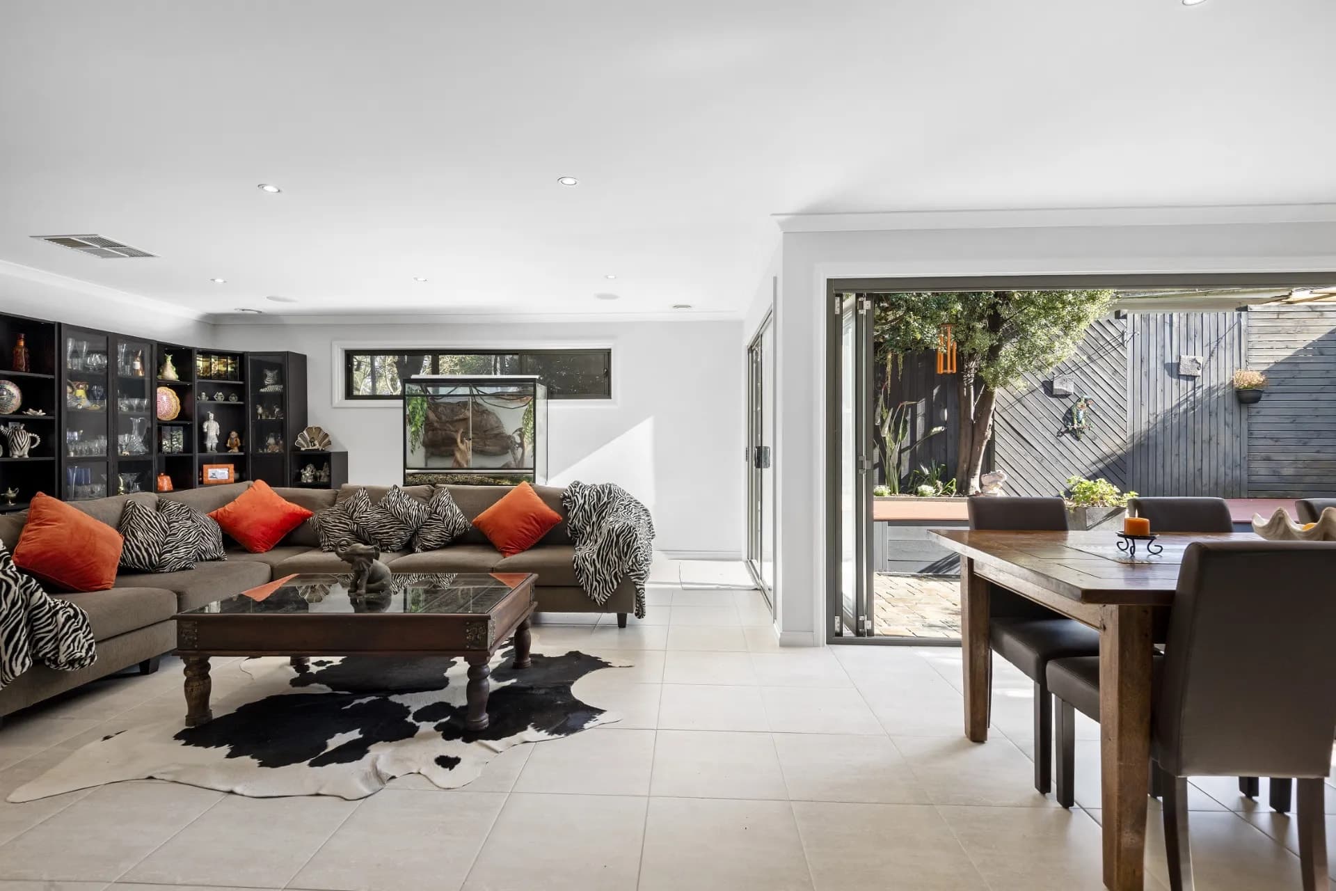 23  Hinkley  Avenue, Croydon., Croydon - Thumbnail 6
