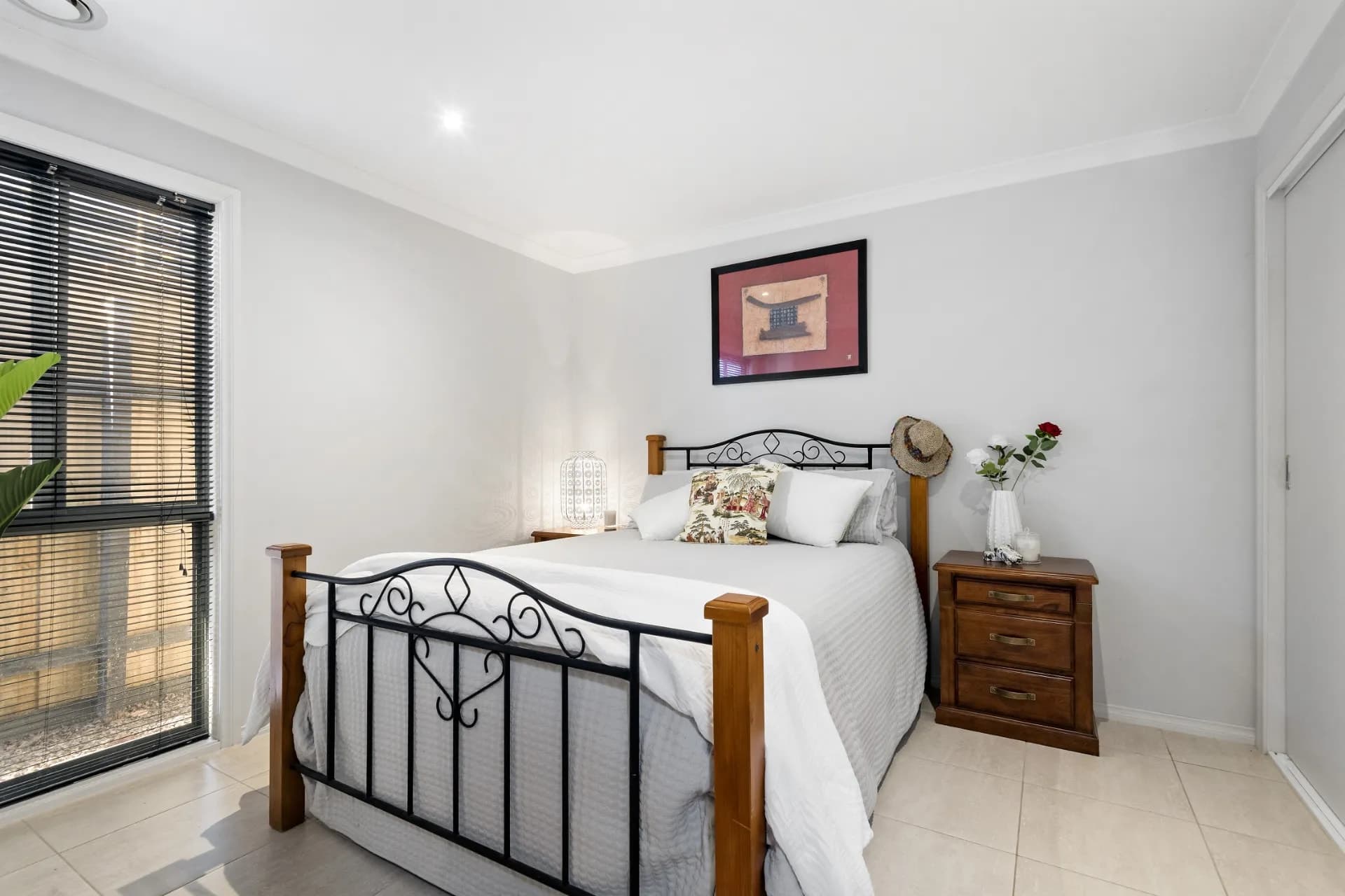 23  Hinkley  Avenue, Croydon., Croydon - Thumbnail 8