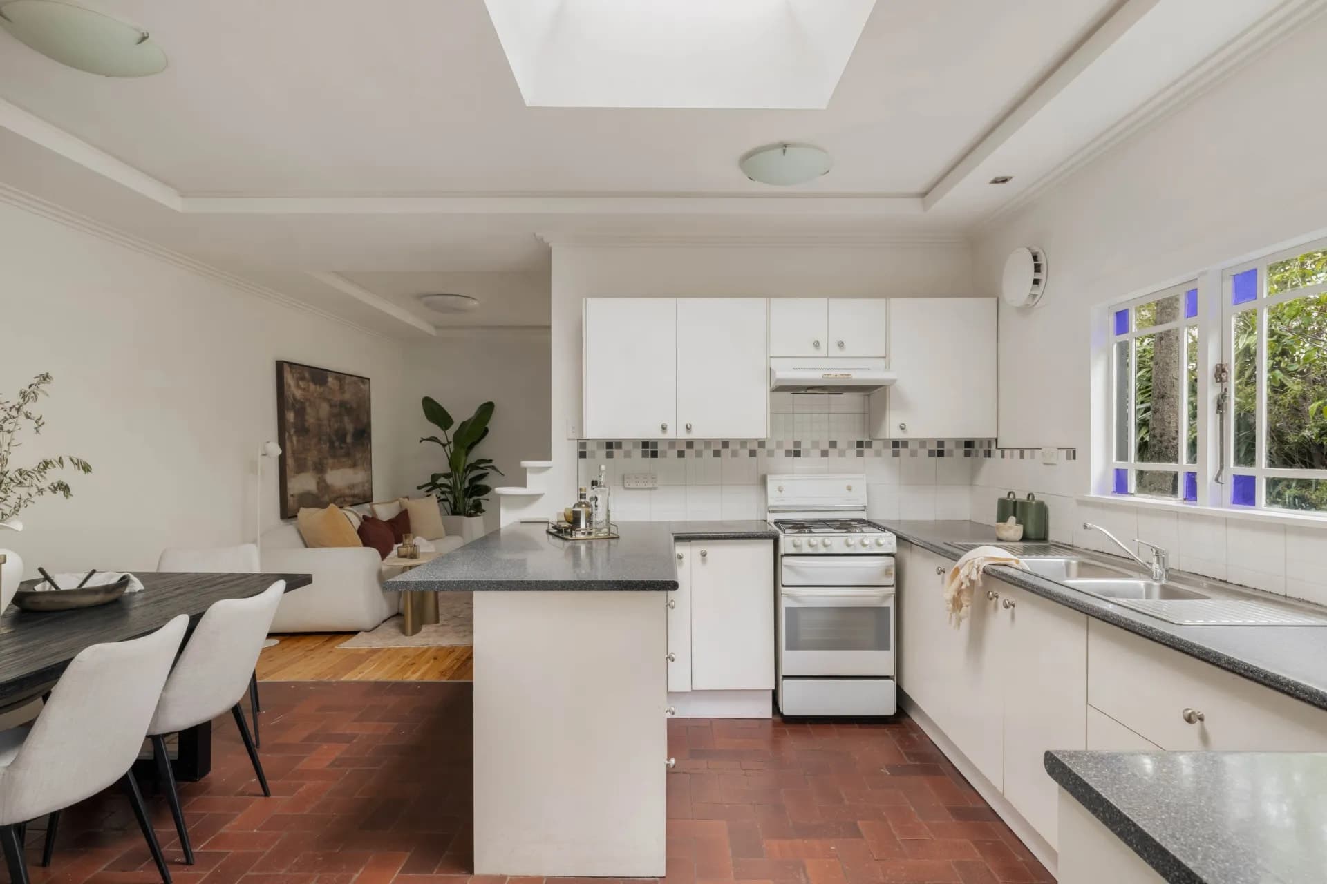 221 Johnston  Street, Annandale - Thumbnail 6