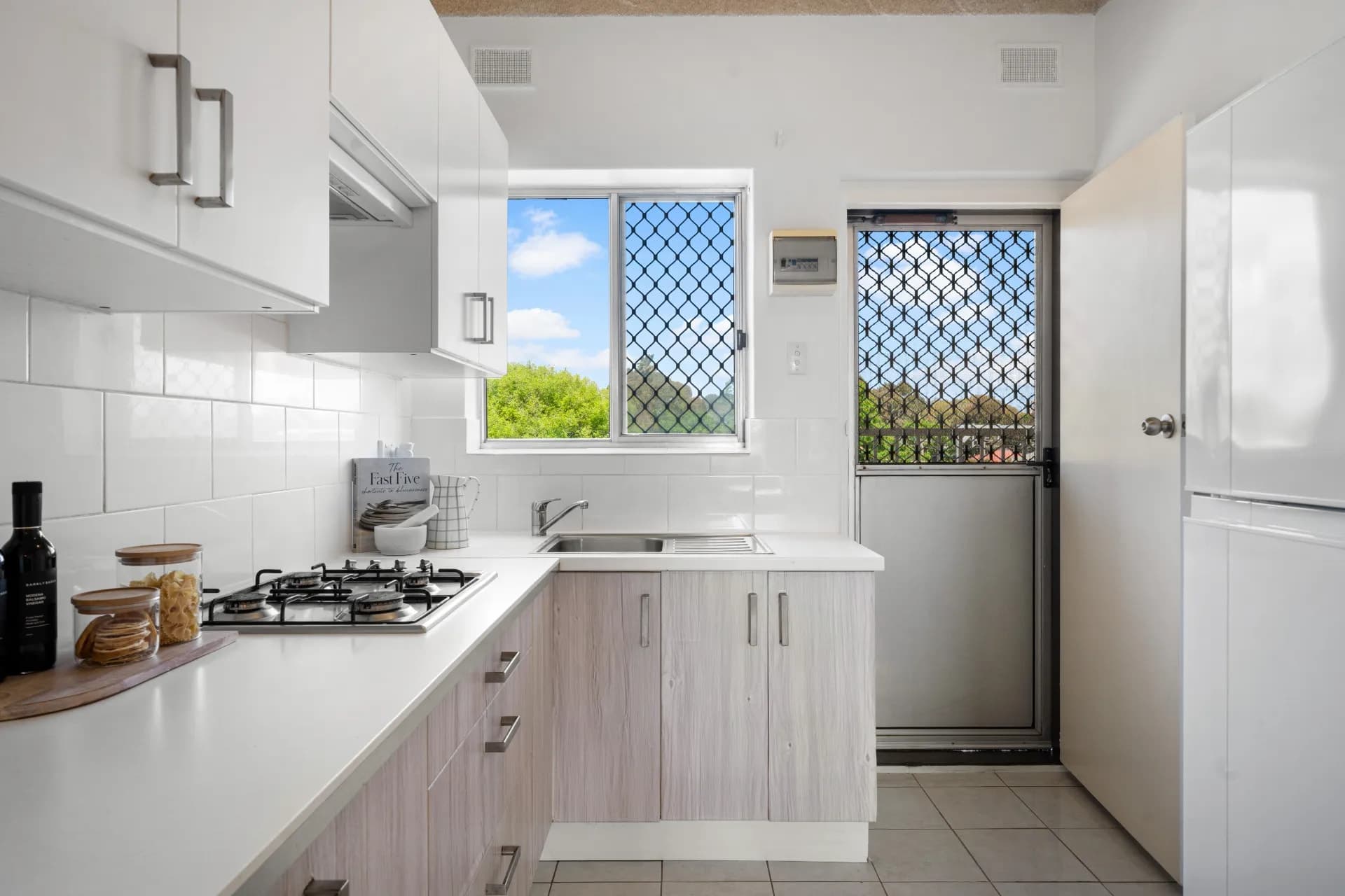 47/49 Leader Street, Goodwood - Thumbnail 4