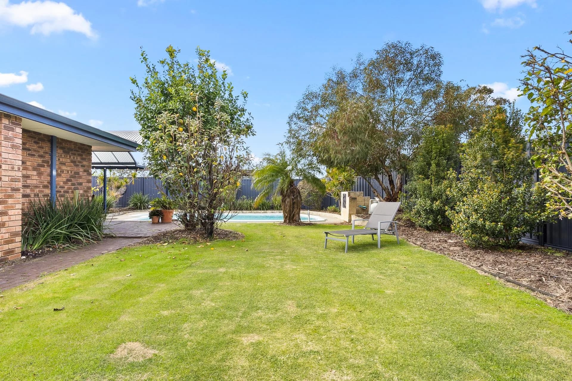 16 Congdon Way, Booragoon., Booragoon - Thumbnail 2