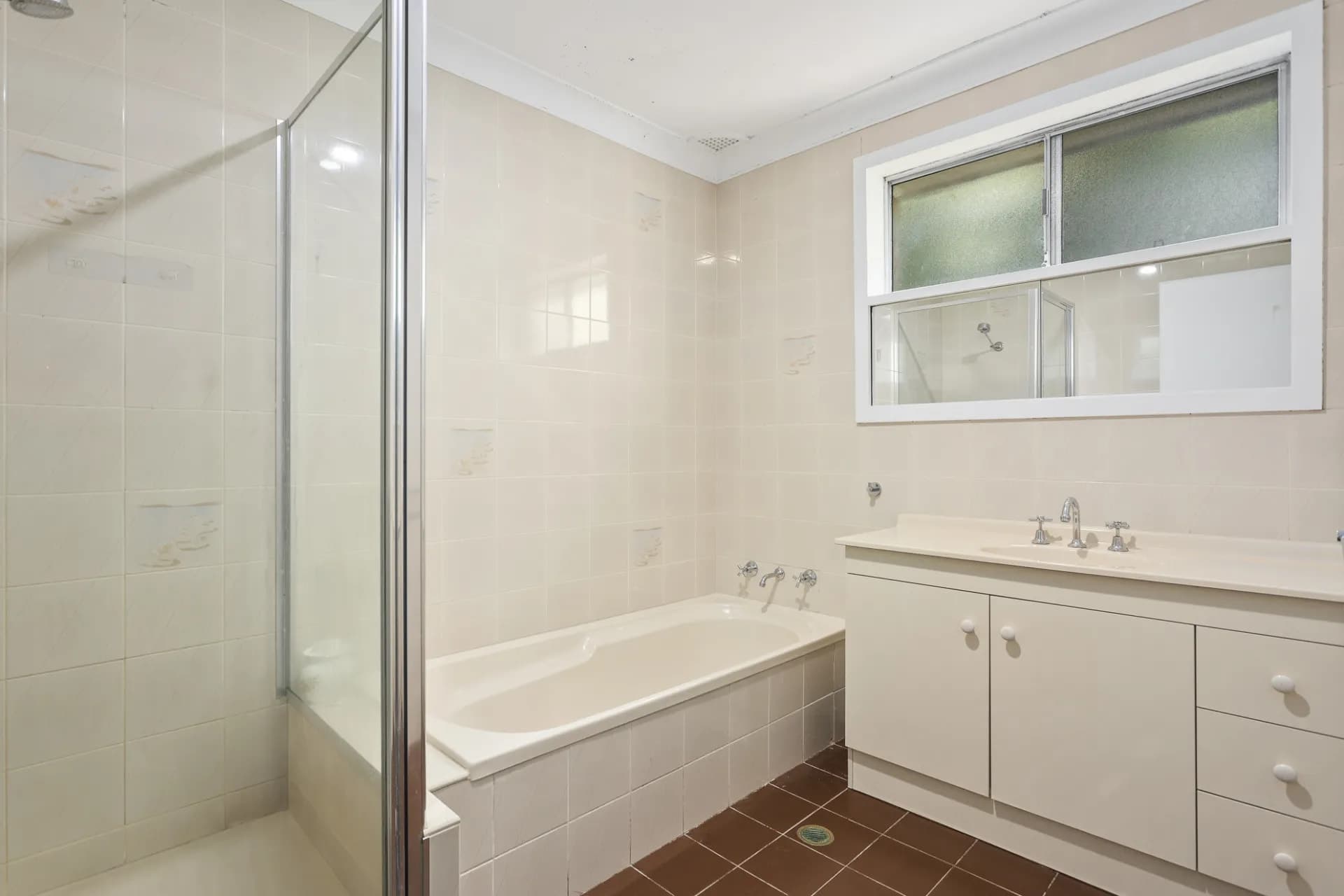 25  Hilltop Avenue, Wollongong., Wollongong - Thumbnail 6