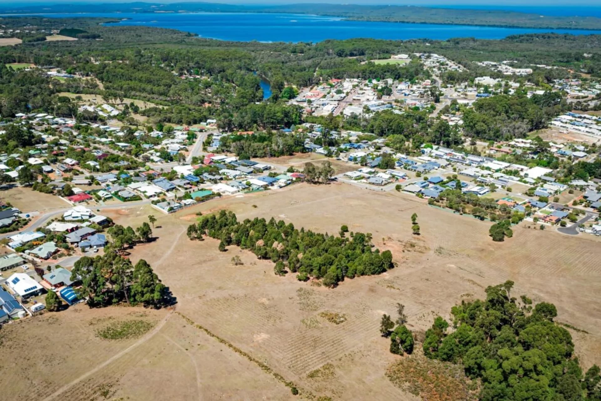 43 Levy Circuit, Bridgeman Downs, QLD, Bridgeman Downs - Thumbnail 3