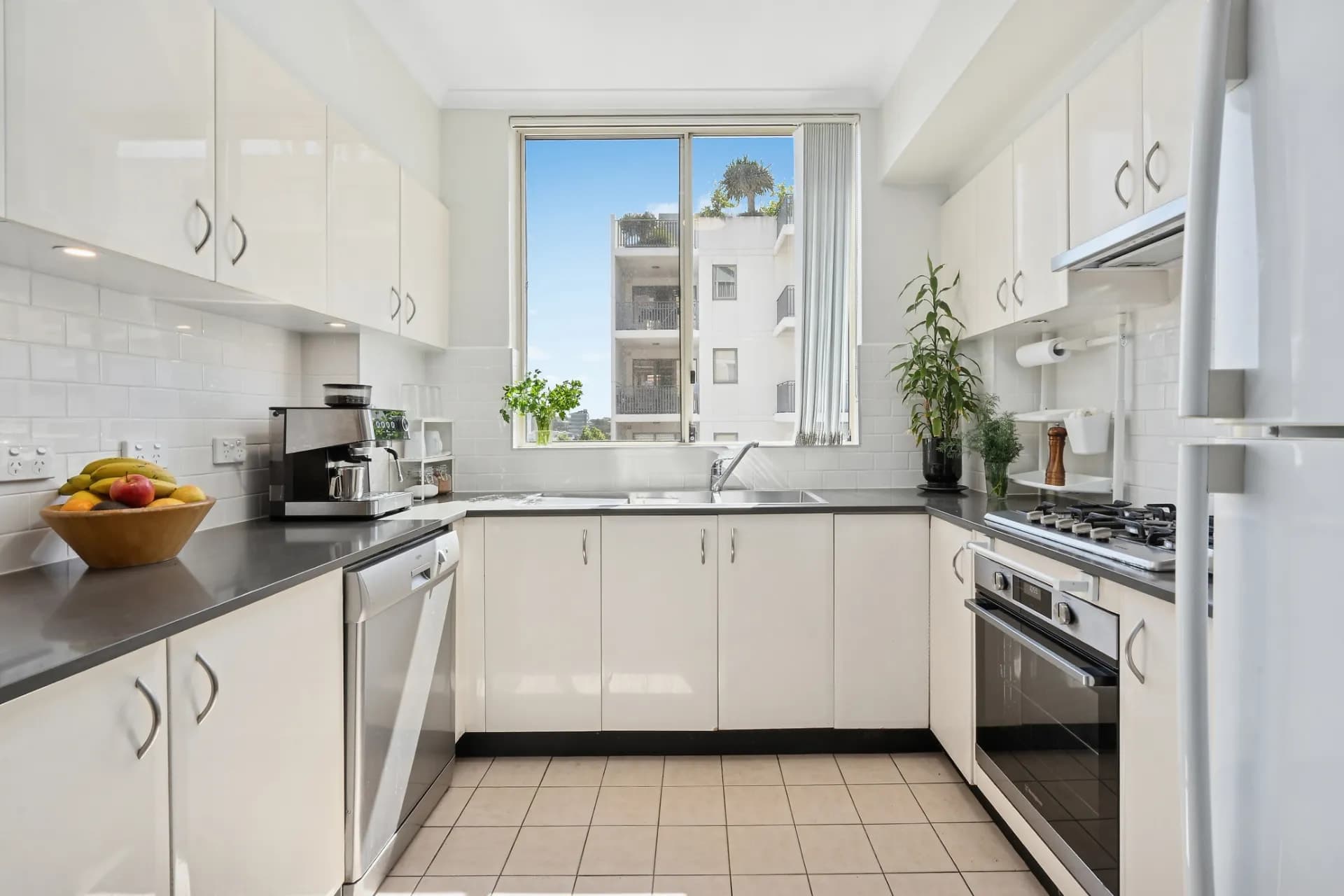 18/38-42 Bay Street, Rockdale - Thumbnail 2